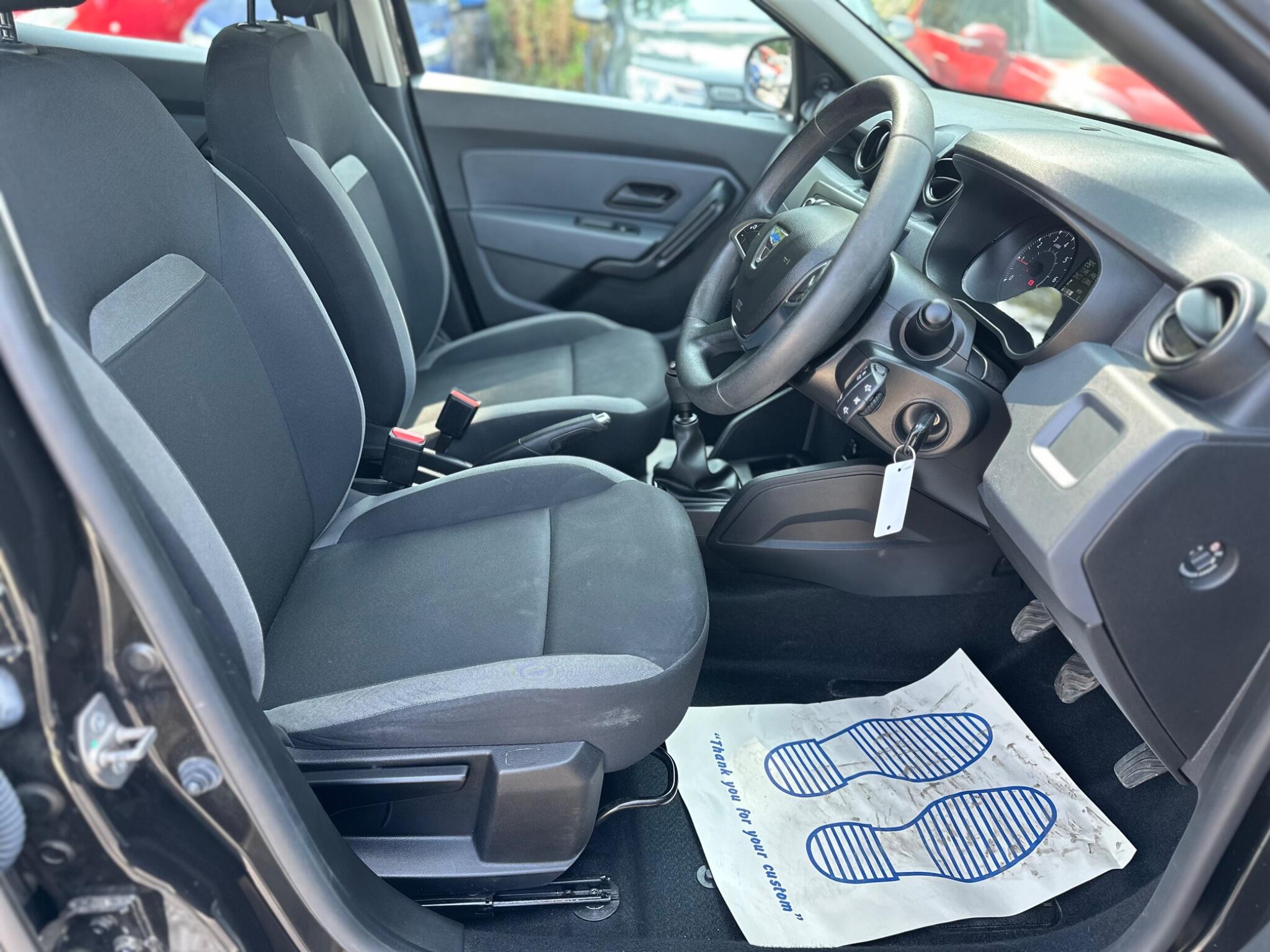 Dacia Duster view 45