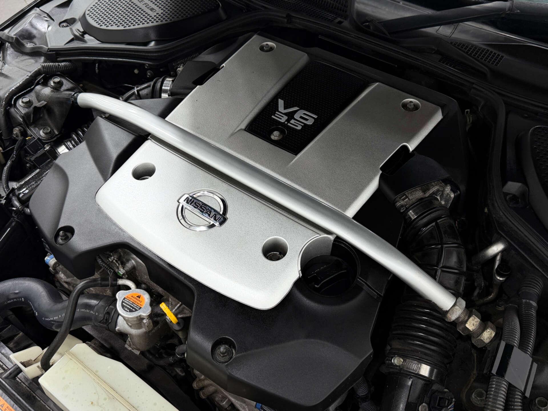 Nissan 350Z view 37