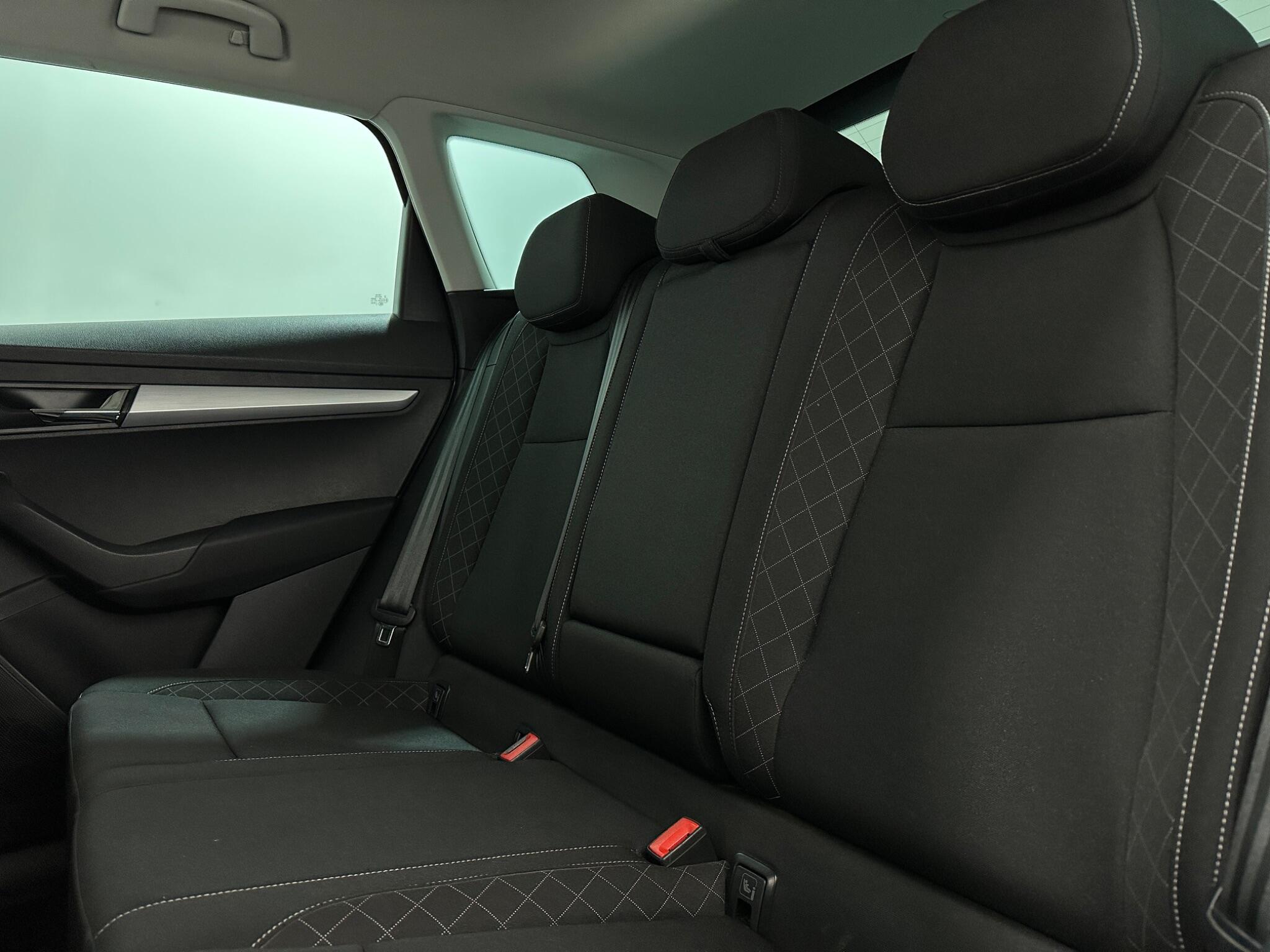 Skoda Karoq view 38