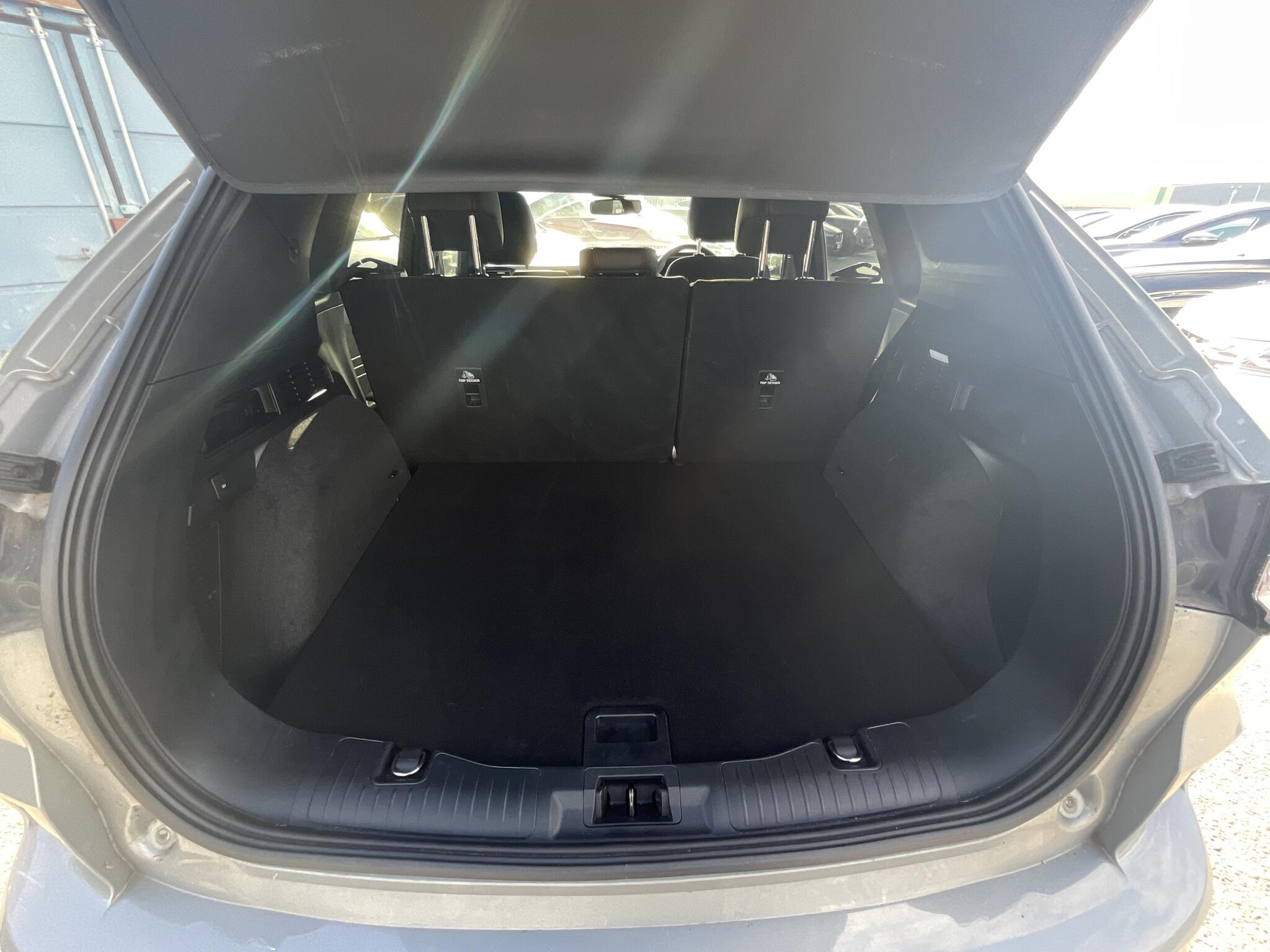 Ford Kuga view 18