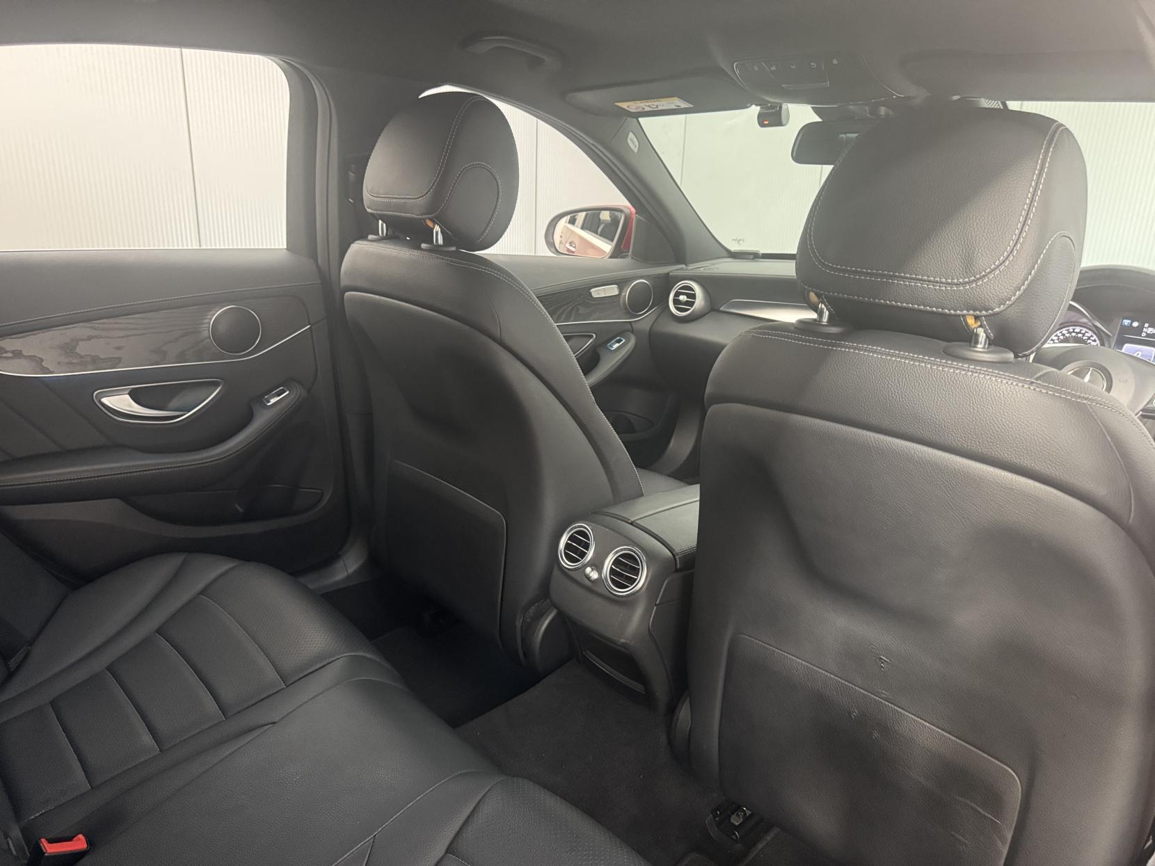 Mercedes-Benz C Class view 54