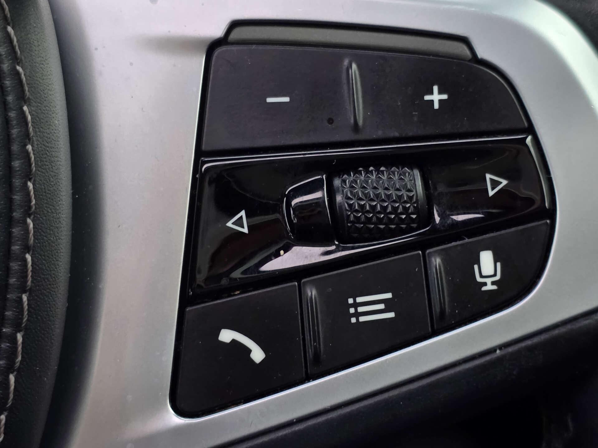 BMW X7 view 58
