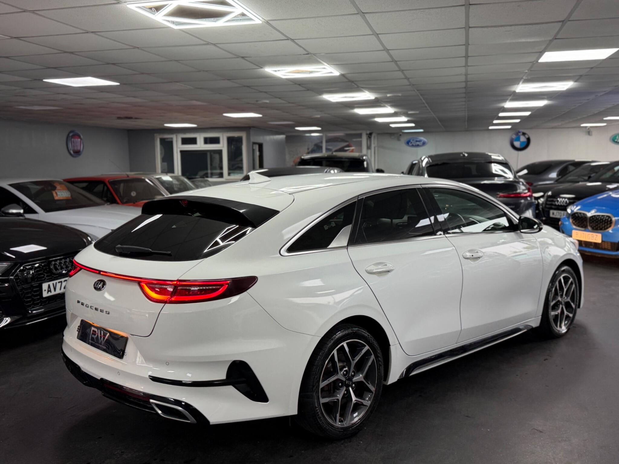 Kia Proceed view 21