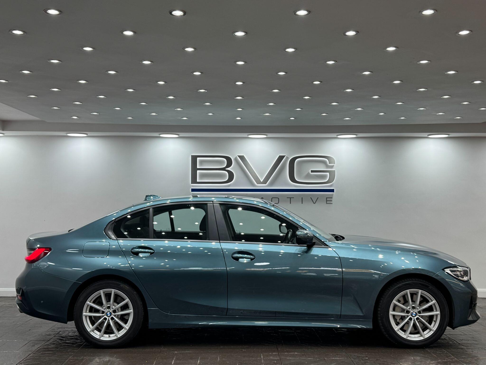 BMW 3 Series view 14