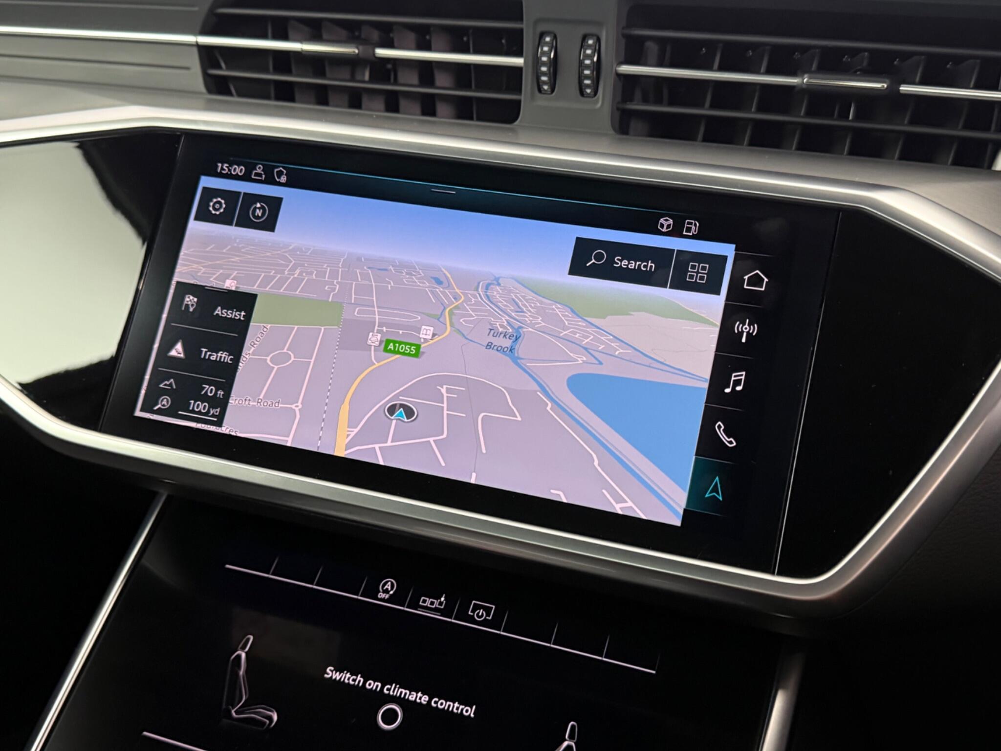 Audi A6 view 27