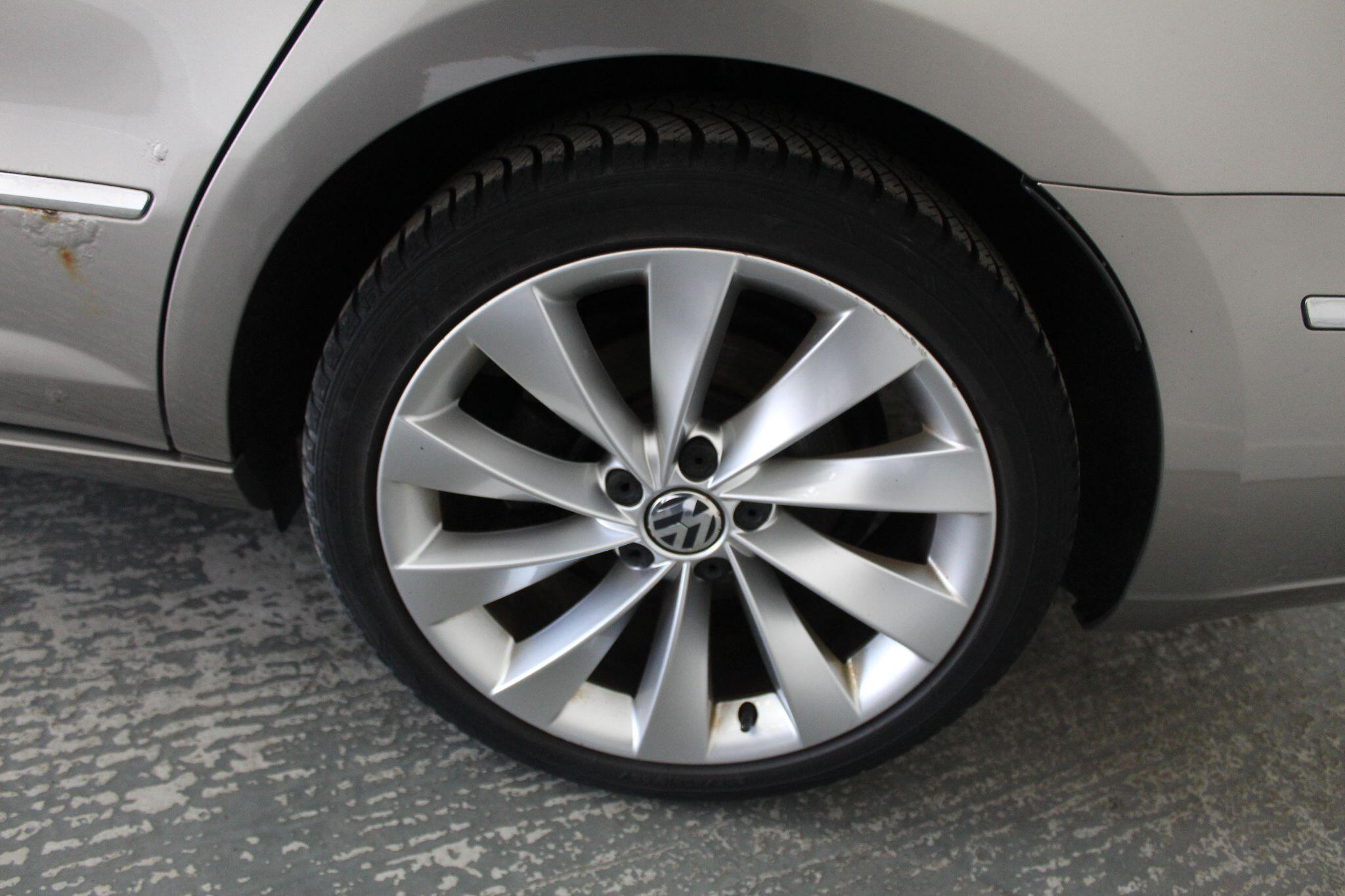 Volkswagen CC view 55