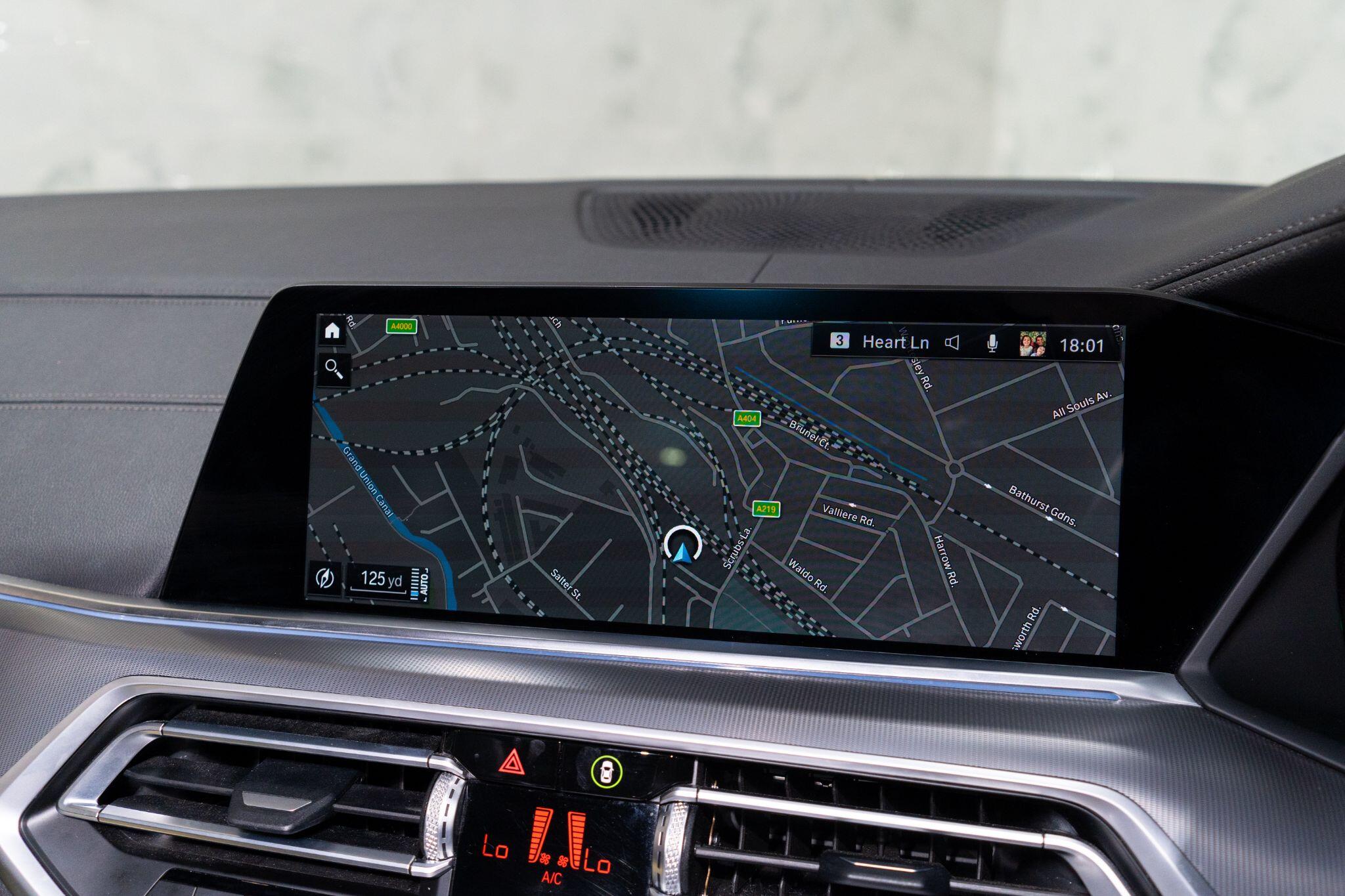 BMW X5 view 19