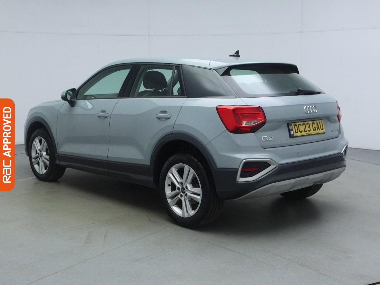 Audi Q2 view 4