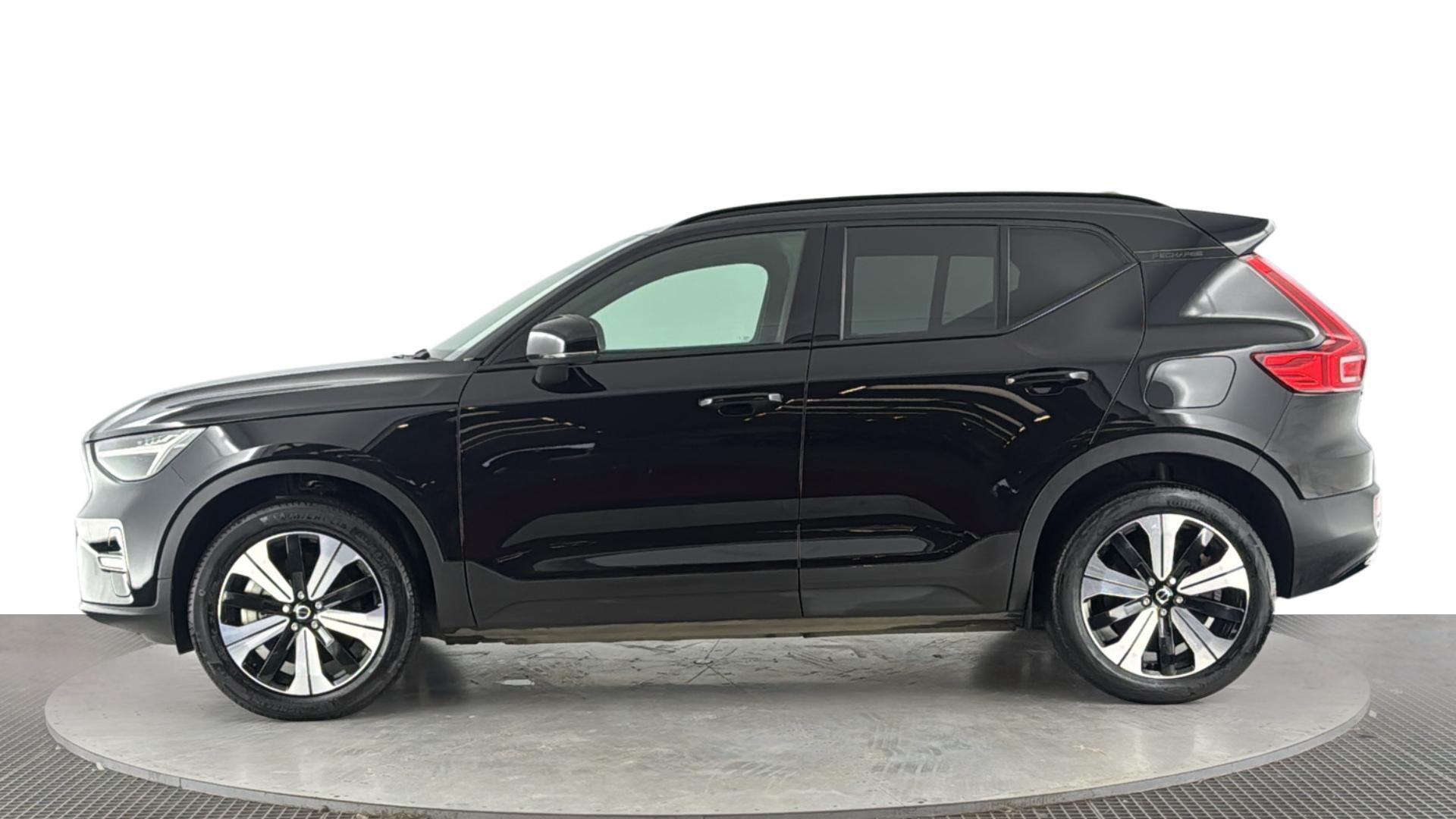 Volvo XC40 view 7