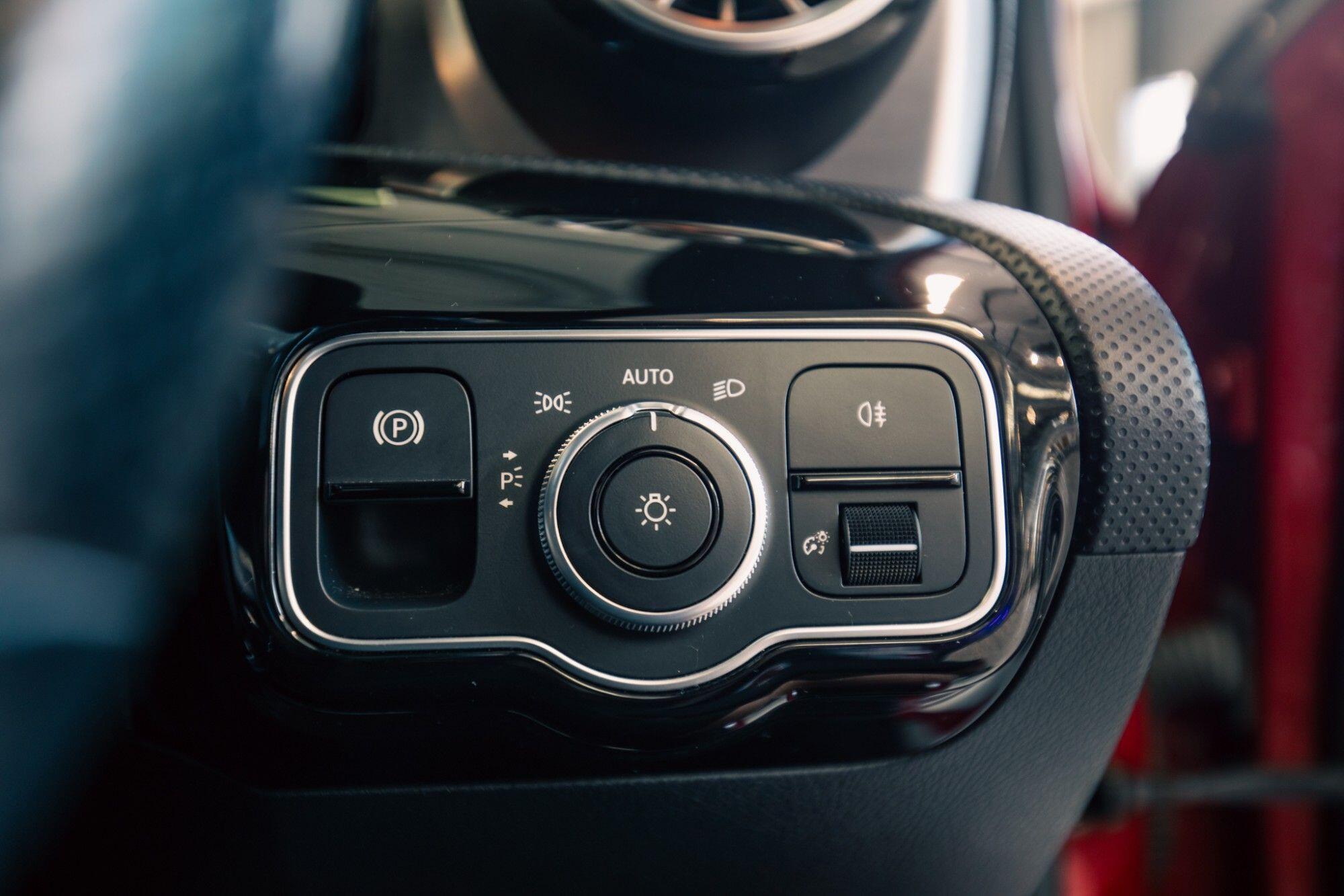 Mercedes-Benz A-Class view 12