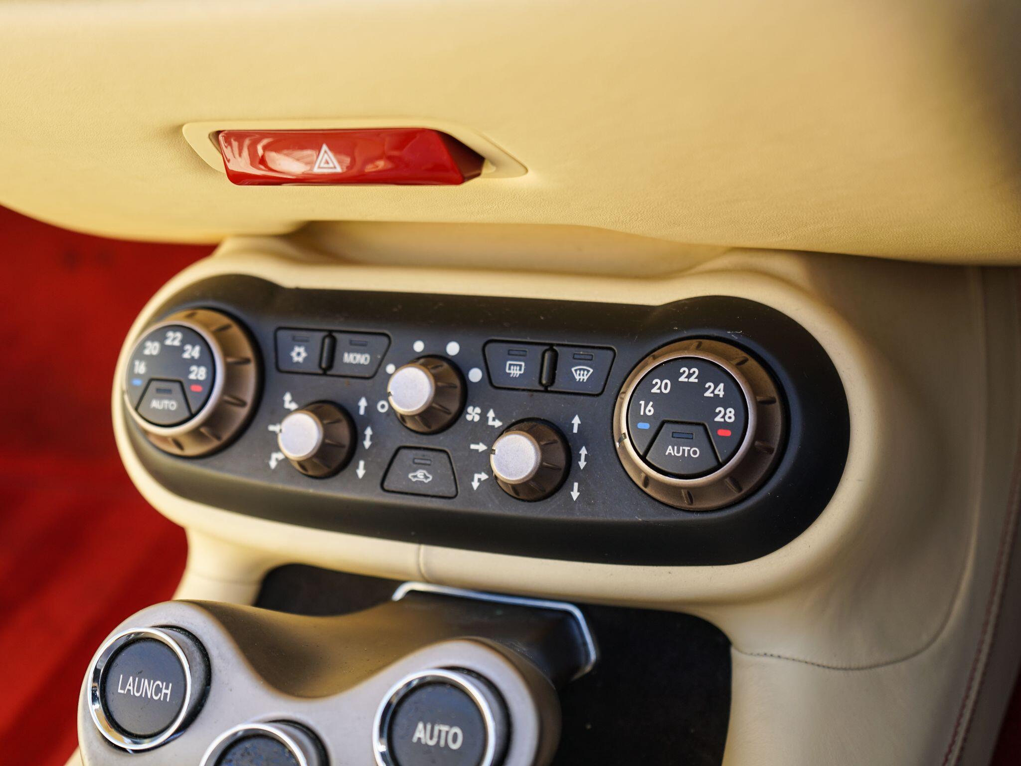 Ferrari California view 27