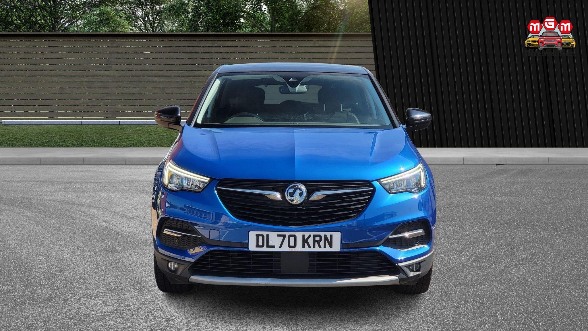 Vauxhall Grandland X view 3