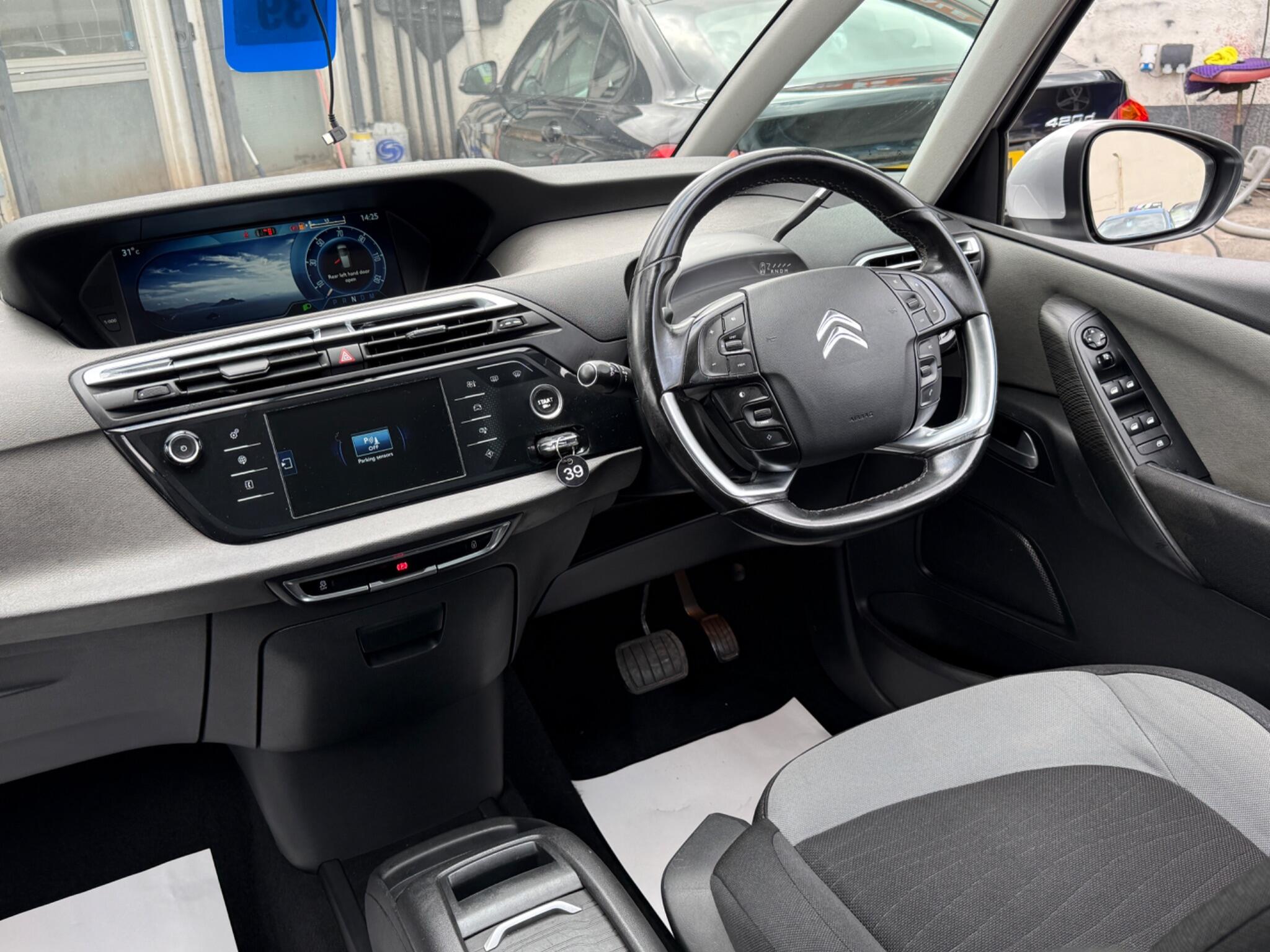 Citroen C4 Picasso - Image 54