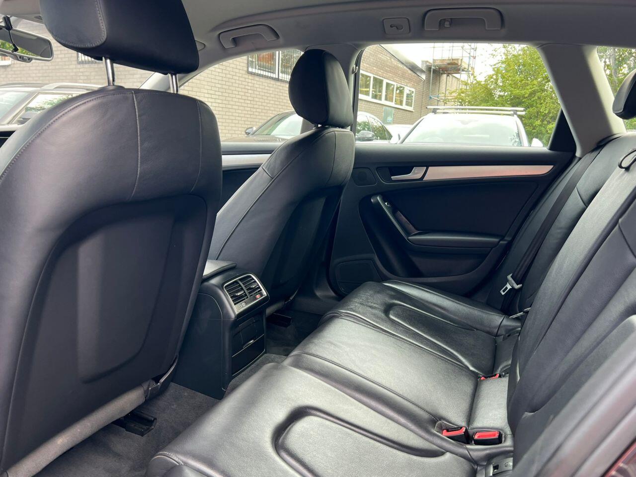 Audi A4 view 21