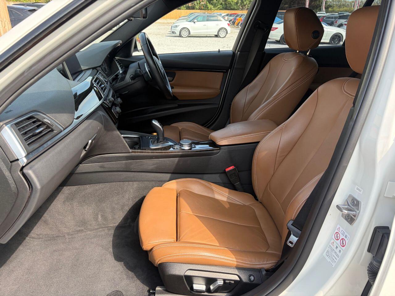 BMW 3 Series view 17