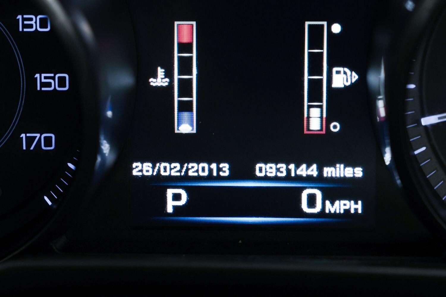 Jaguar XE view 20