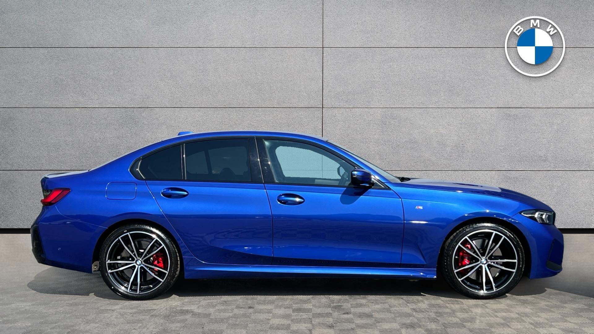 BMW 3 Series view 3