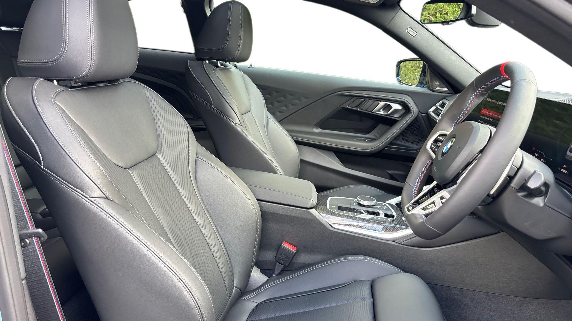 BMW 2 Series view 11