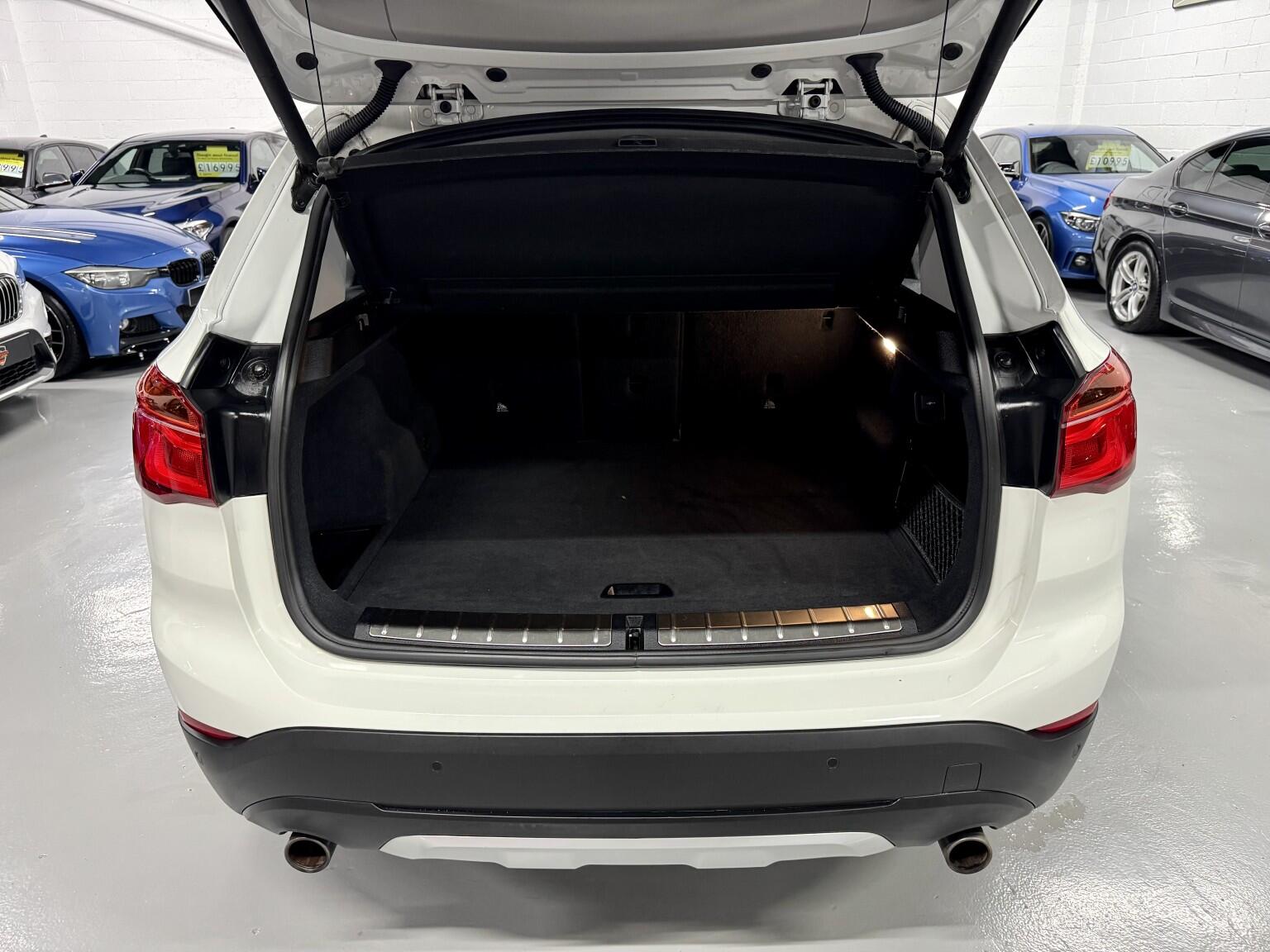 BMW X1 view 25