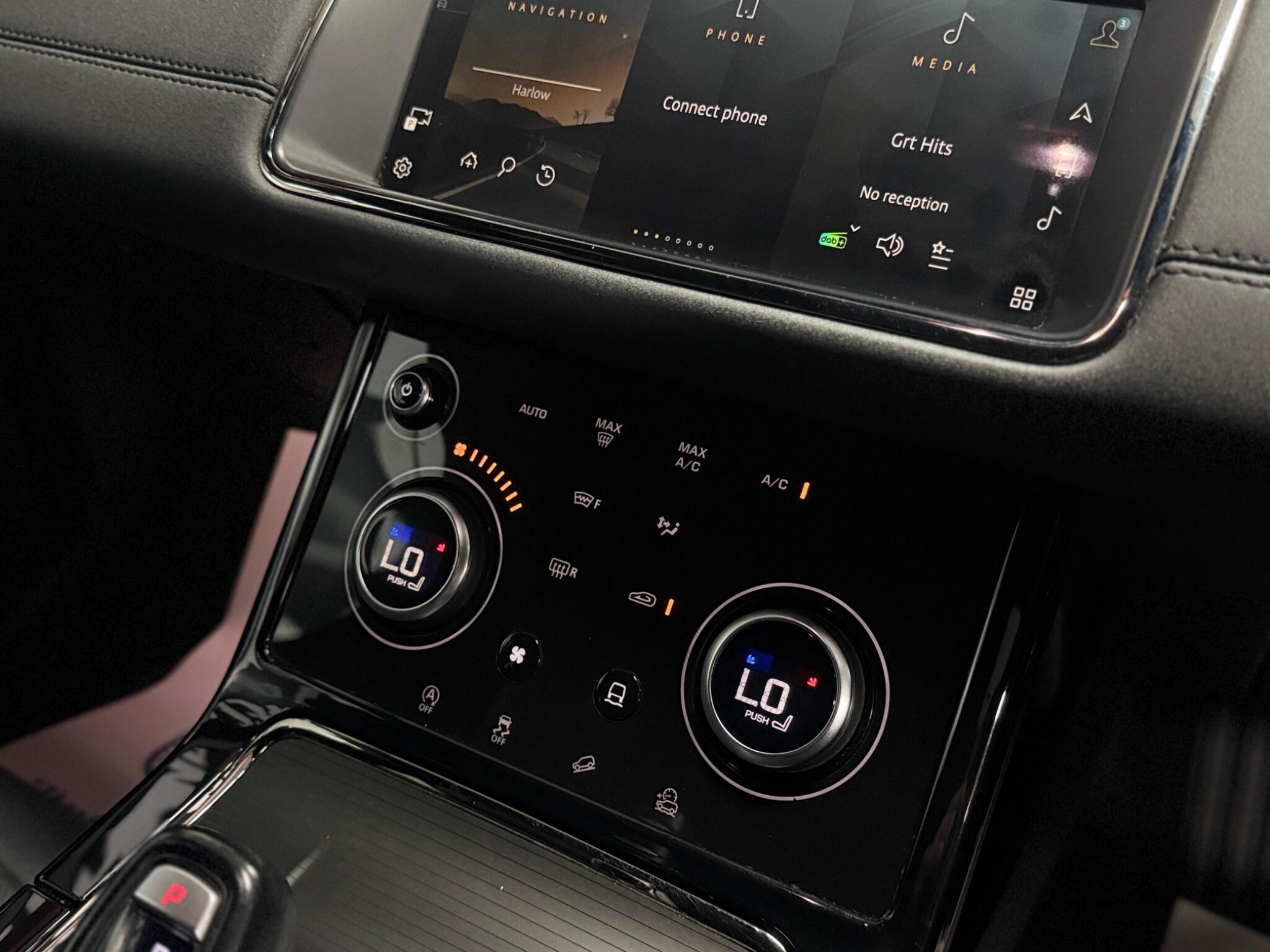 Land Rover Range Rover Evoque view 29