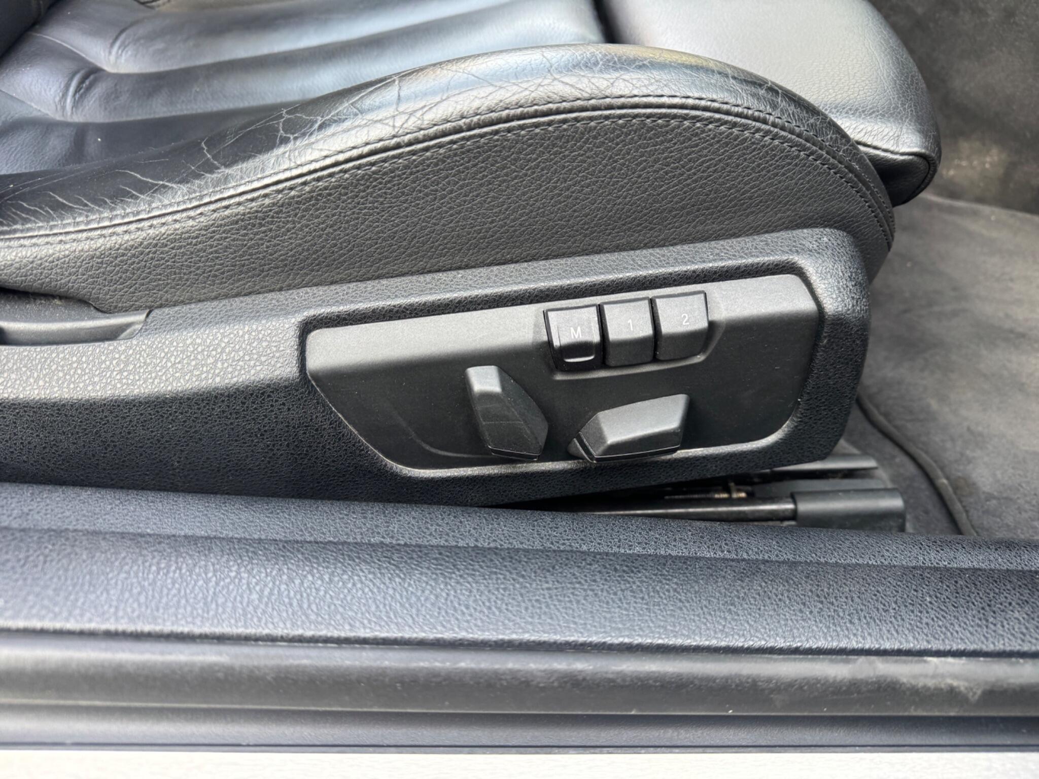 BMW 6 Series view 28