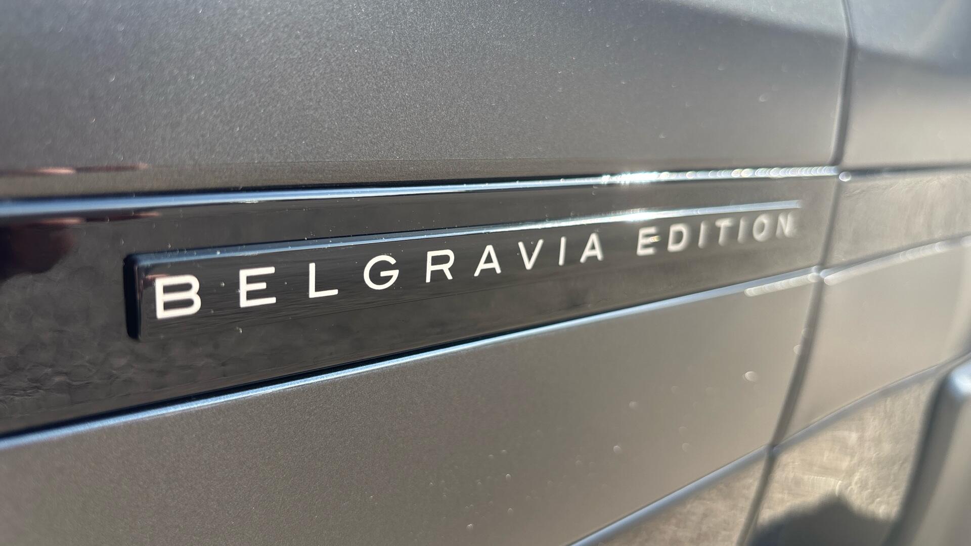 Land Rover Range Rover Velar view 44