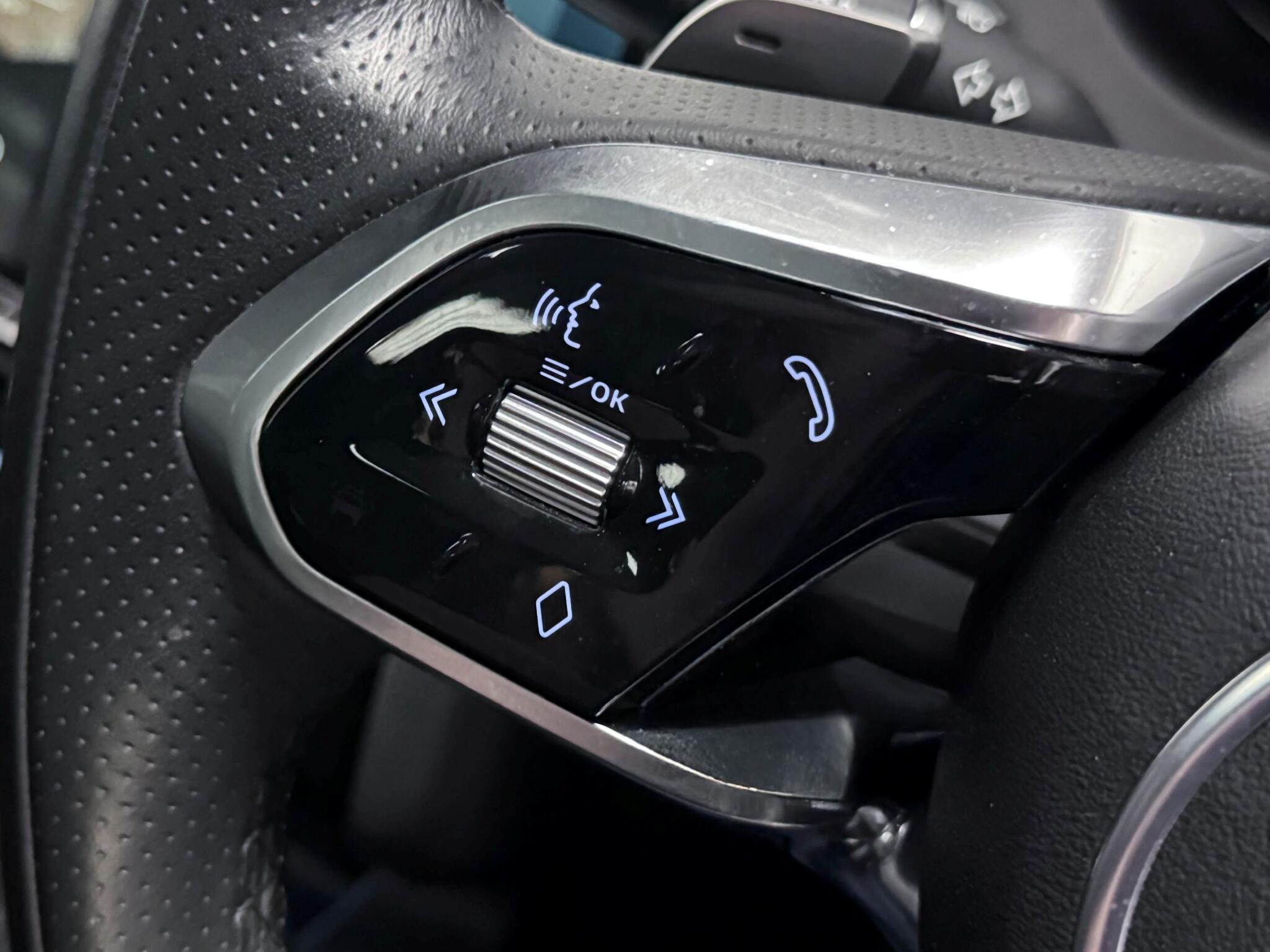 Jaguar E-Pace view 16