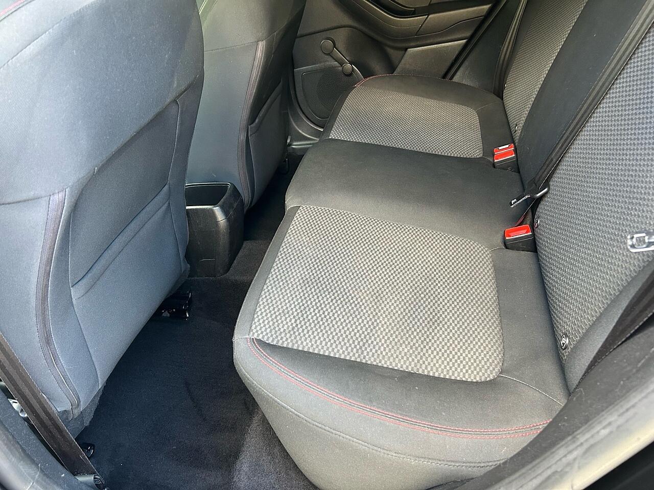 Ford Fiesta view 34