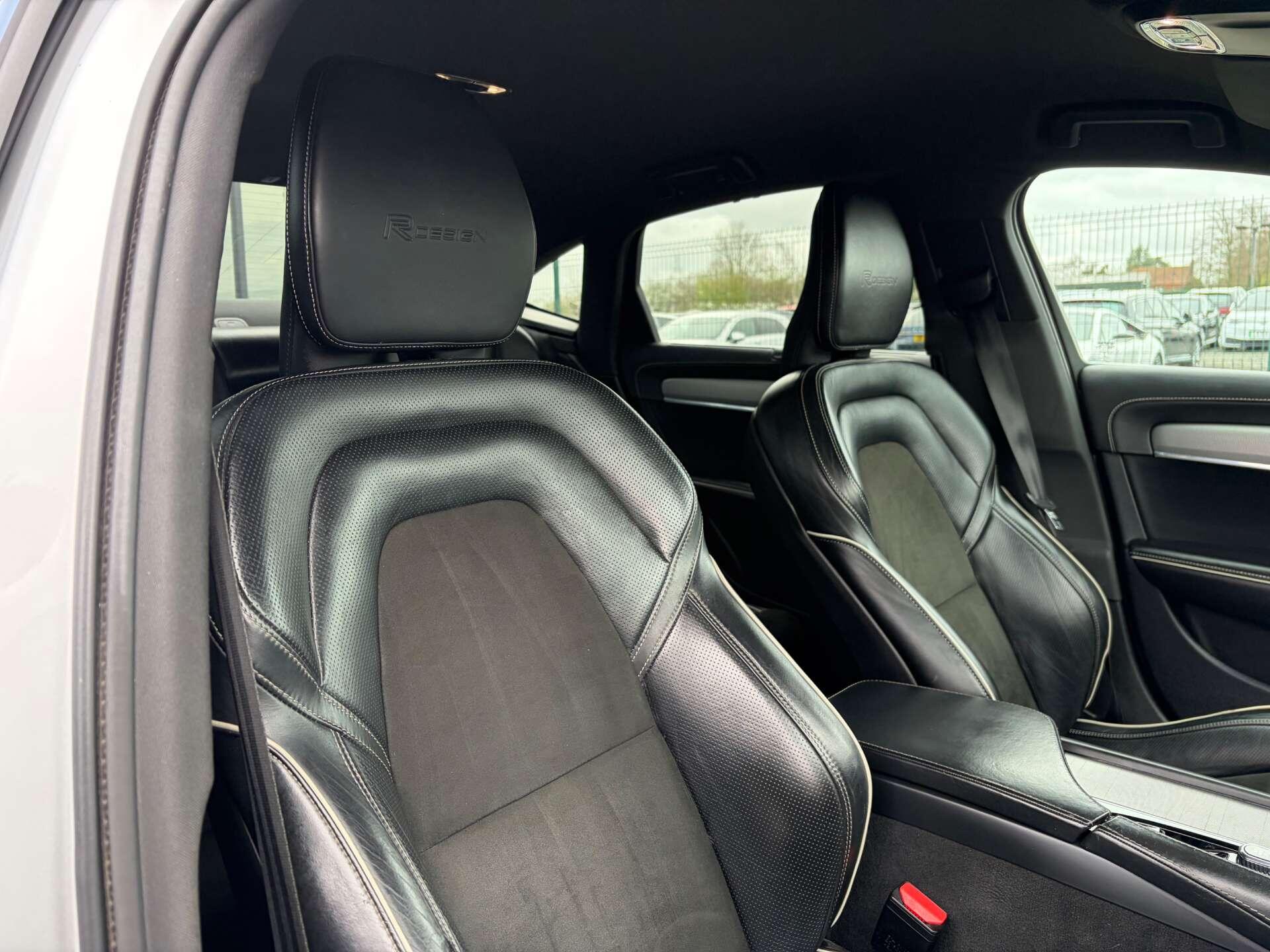 Volvo S90 view 39