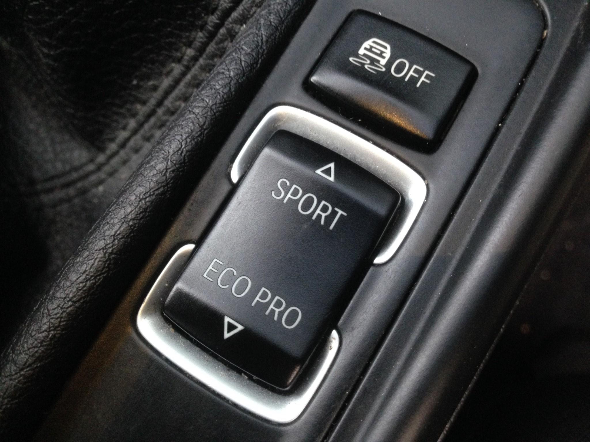 BMW 3 Series view 32
