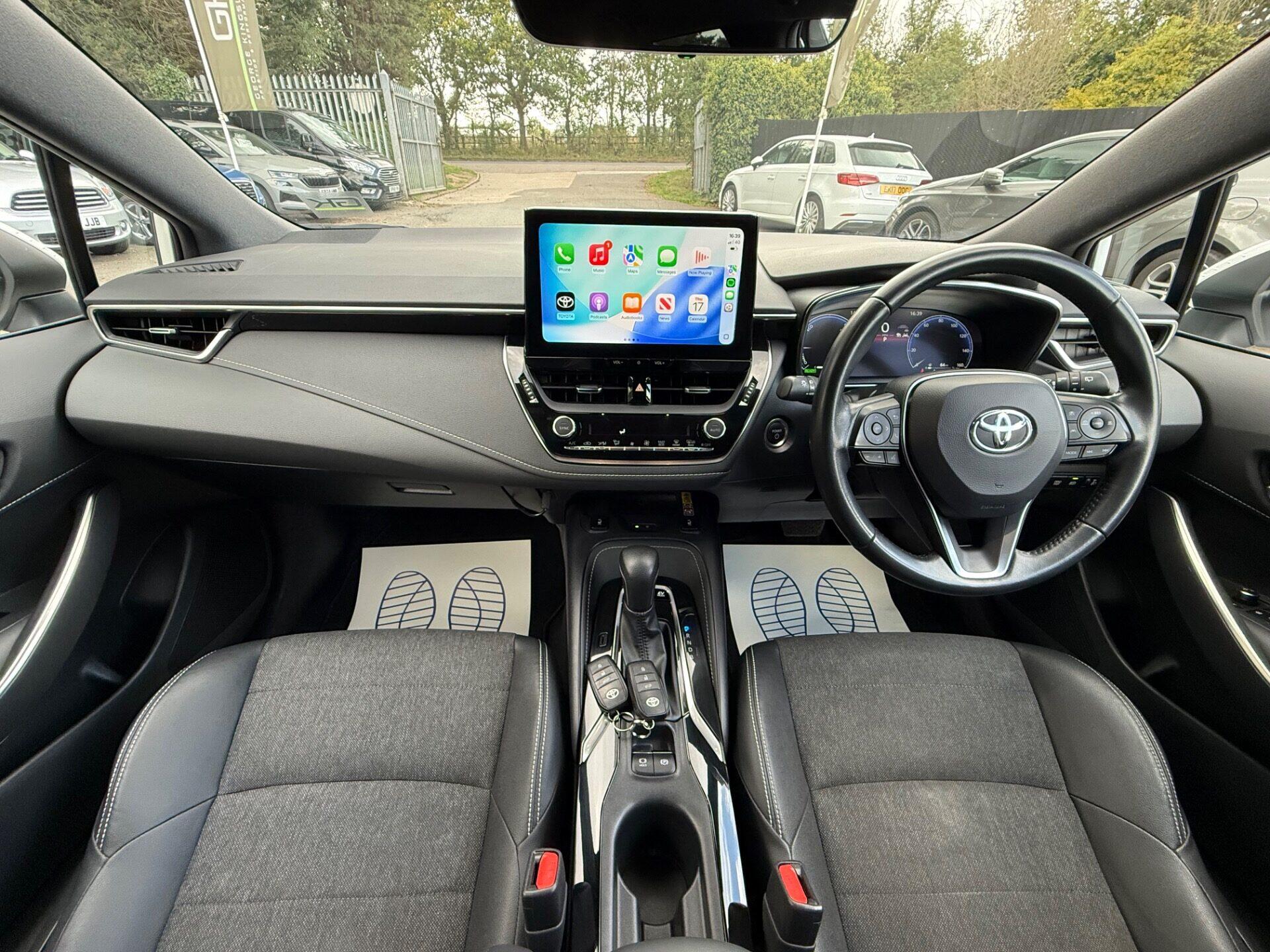 Toyota Corolla view 13