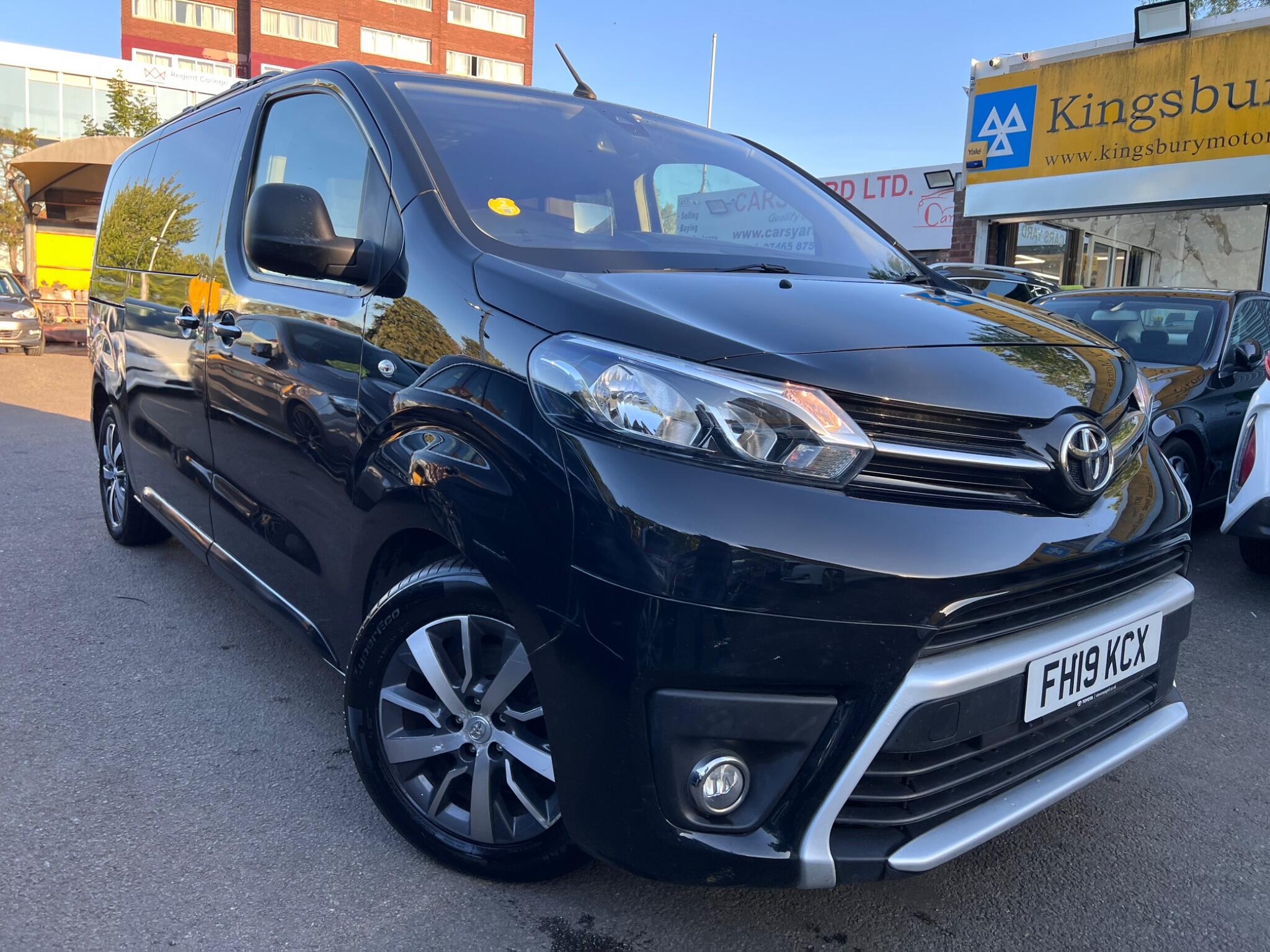 Toyota Proace Verso view 5