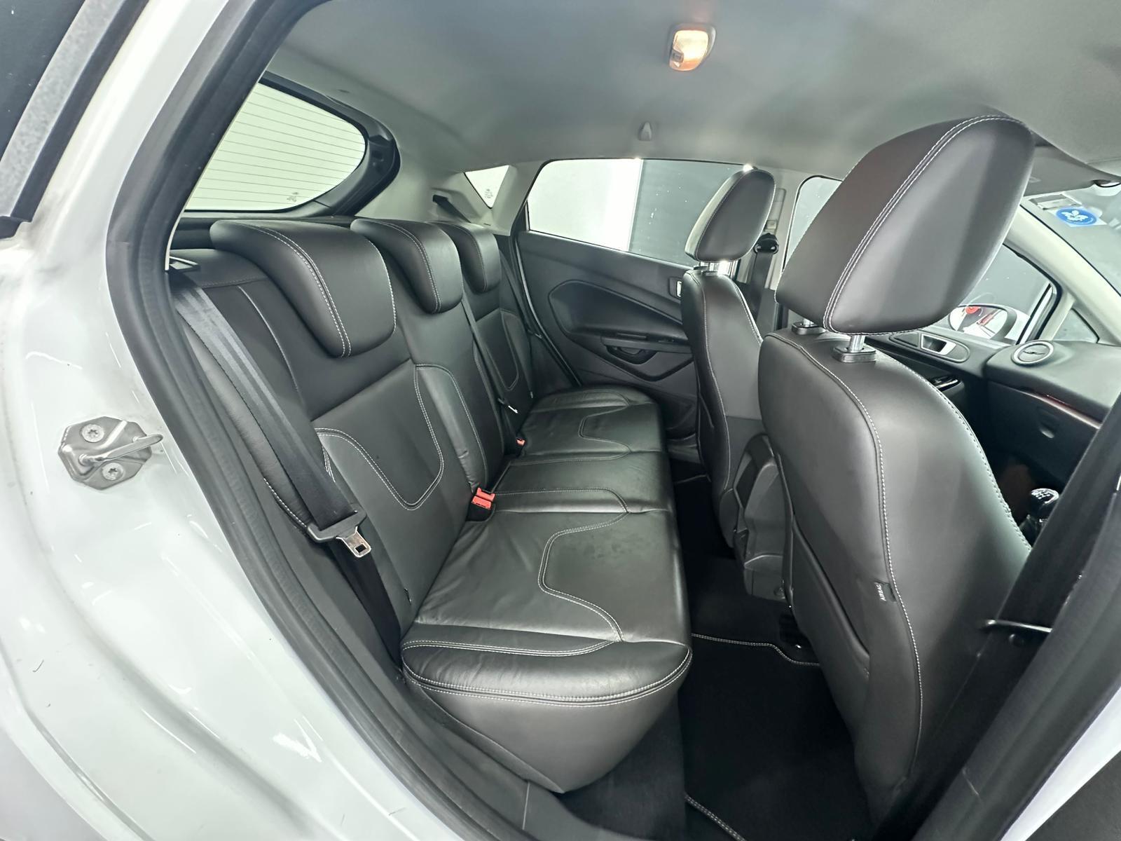 Ford Fiesta view 26