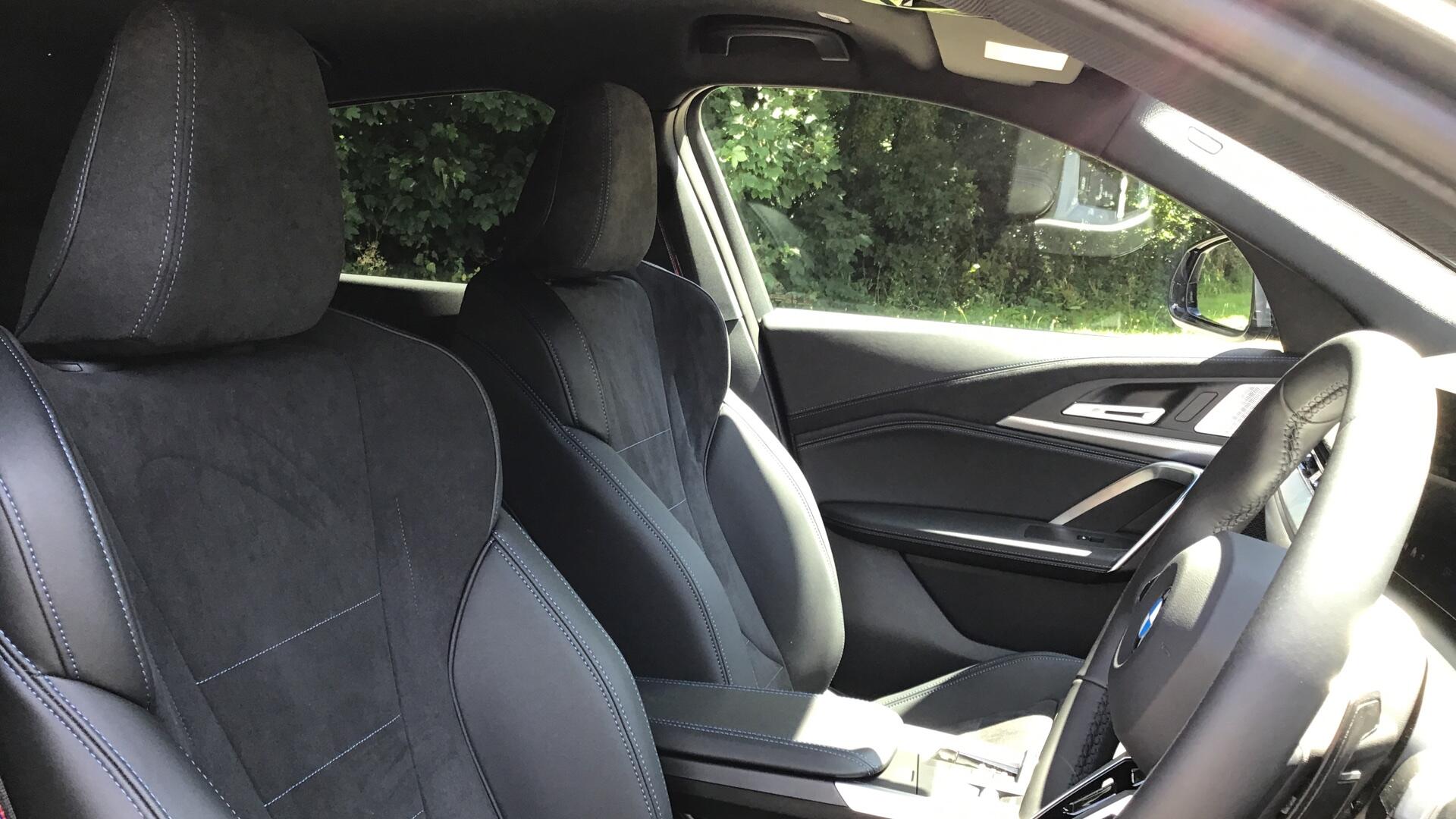 BMW X2 view 12