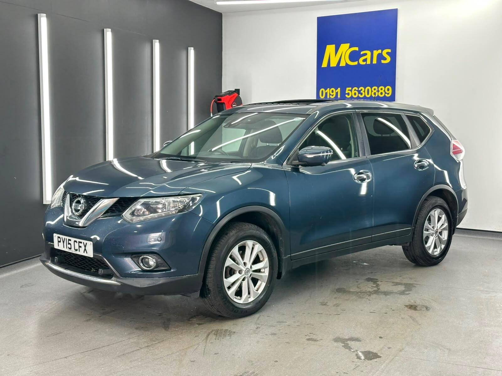 Nissan X-Trail view 3