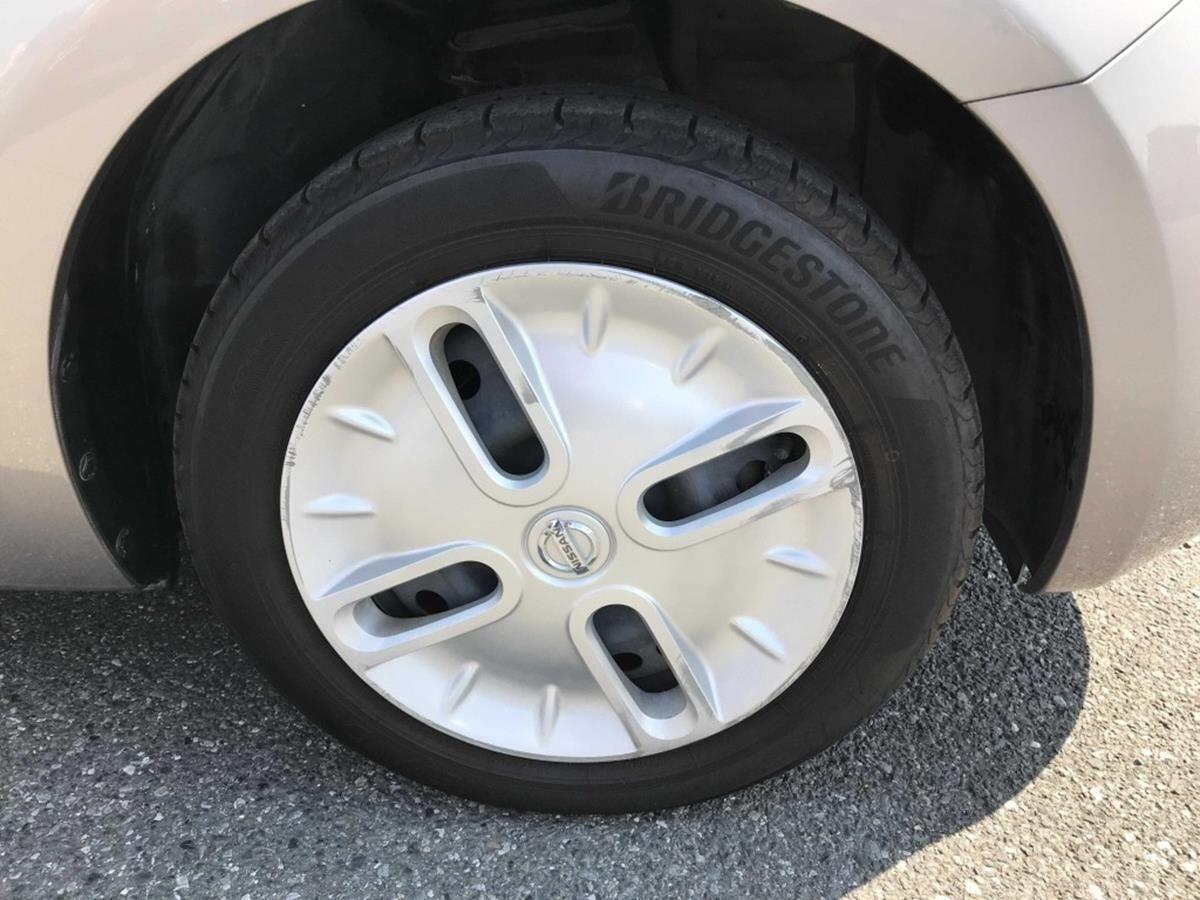 Nissan Cube view 16