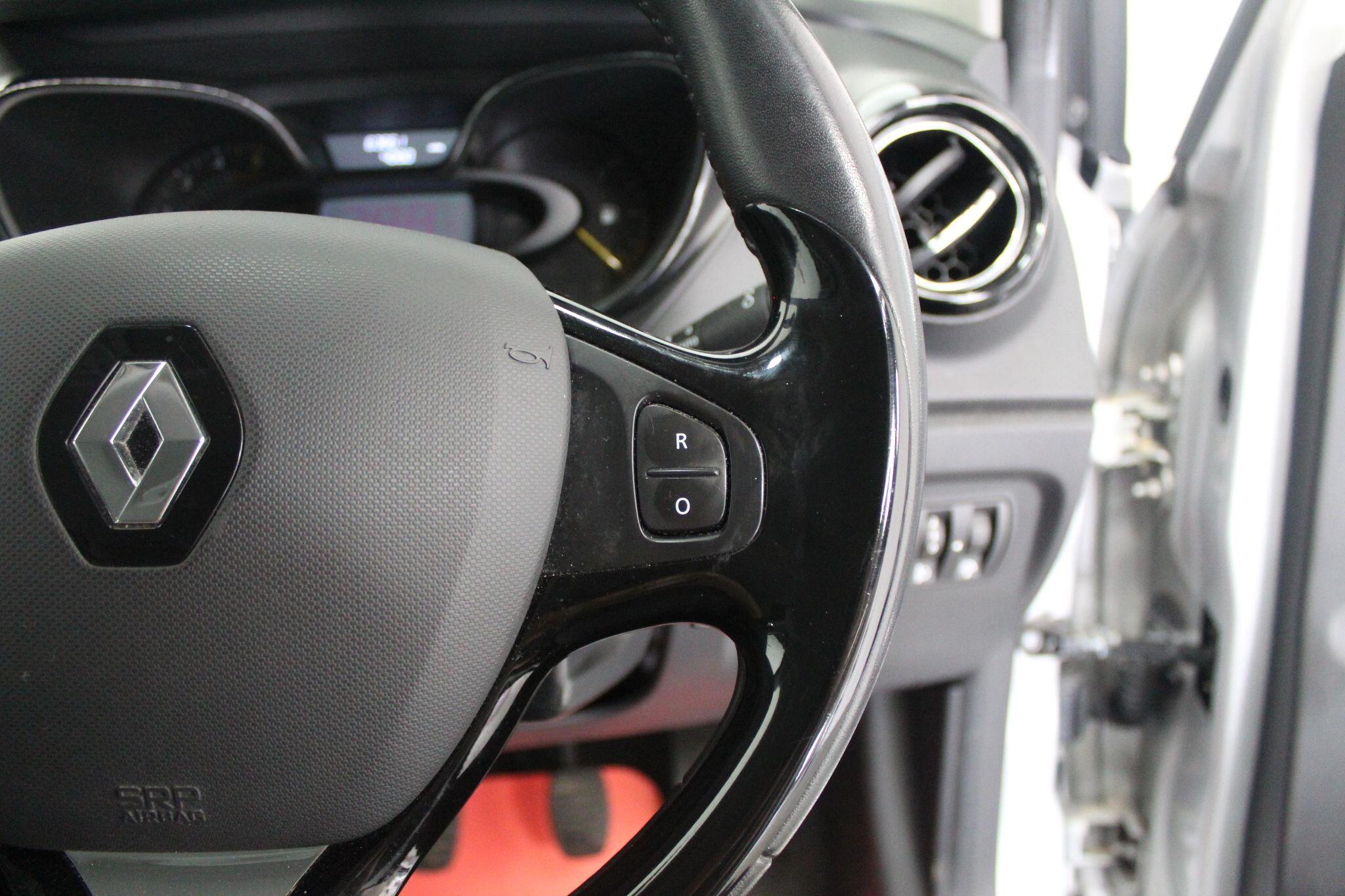 Renault Captur view 45