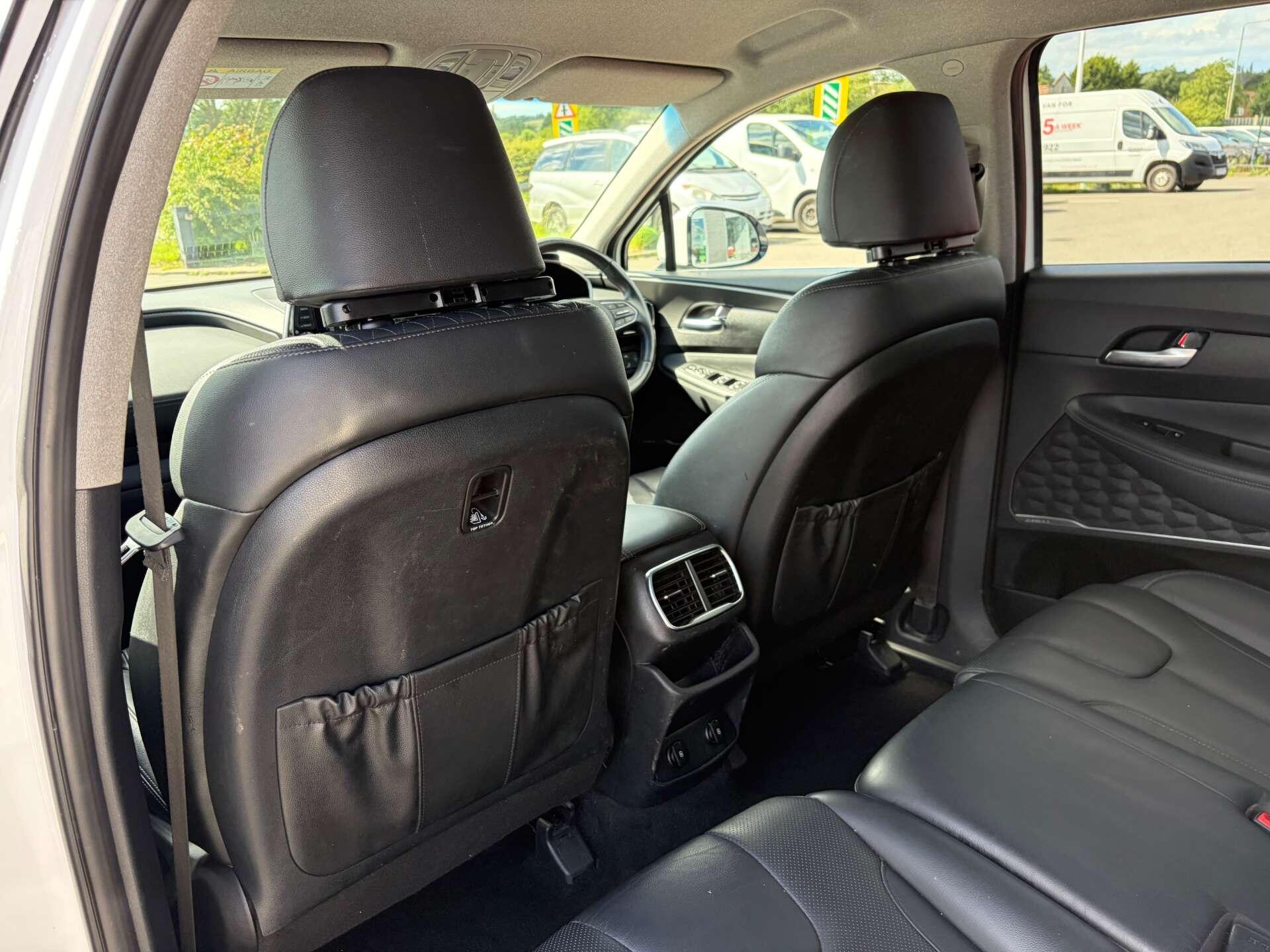 Hyundai Santa Fe view 22
