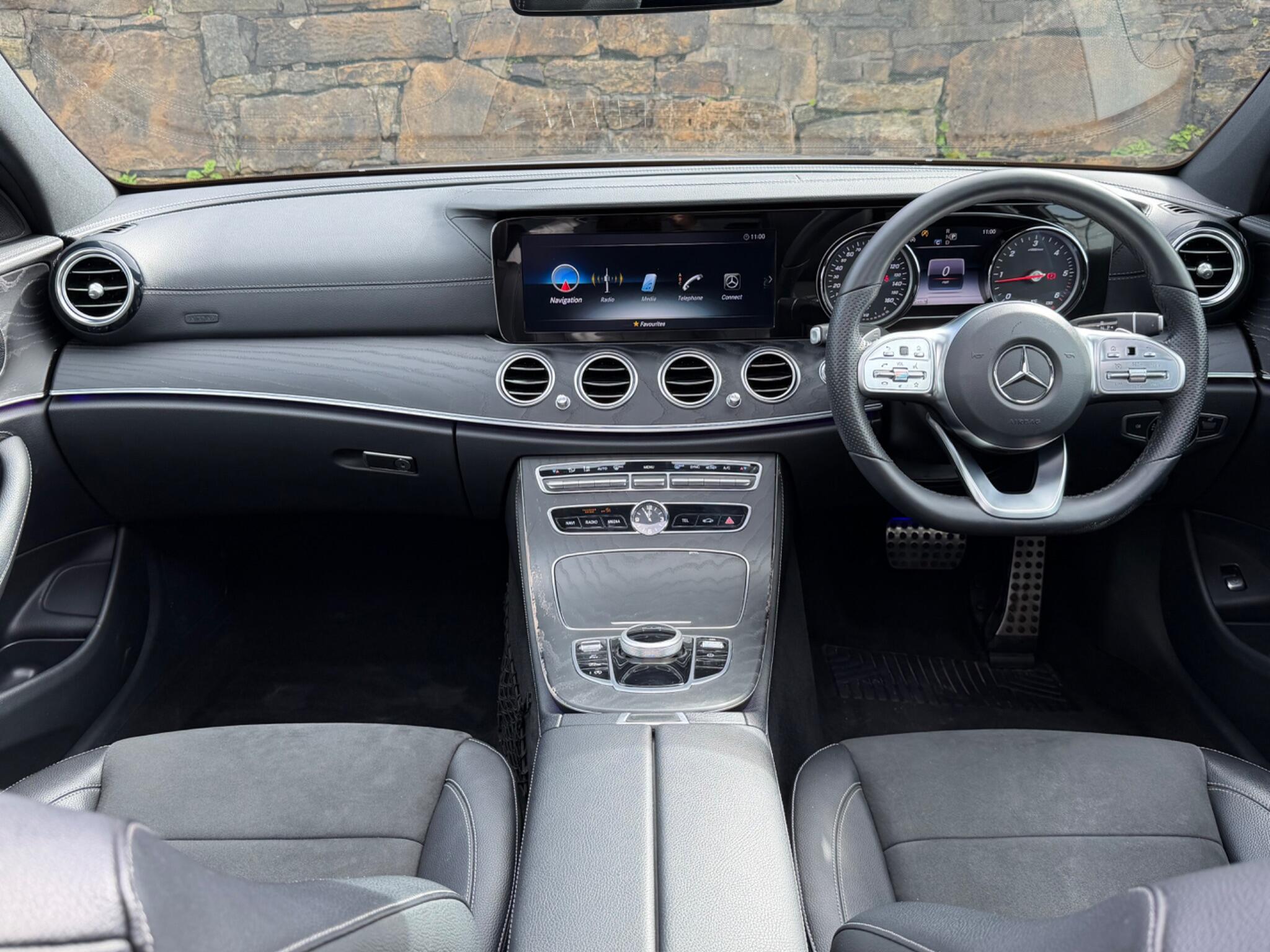 Mercedes-Benz E-Class view 13