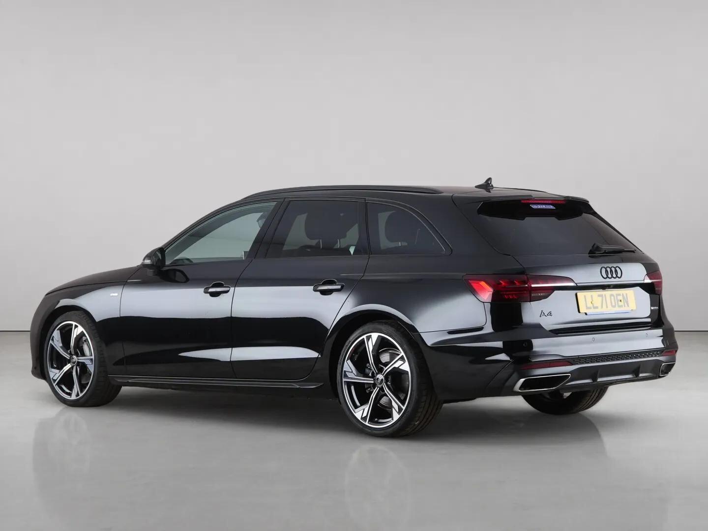 Audi A4 view 8