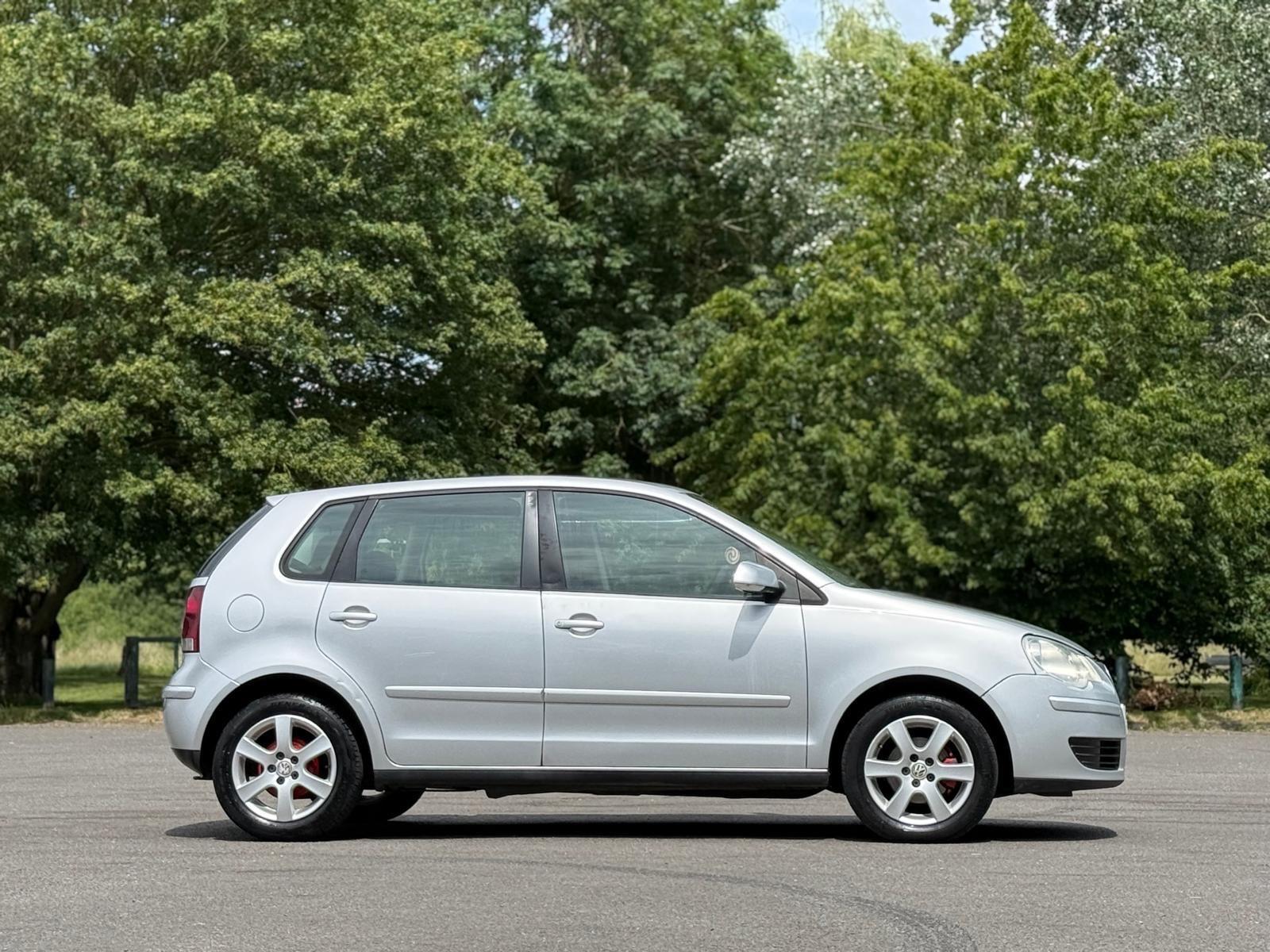 Volkswagen Polo view 11