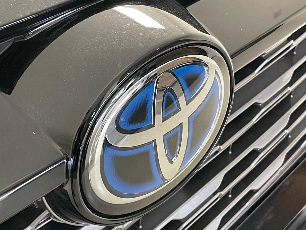 Toyota RAV4 view 25