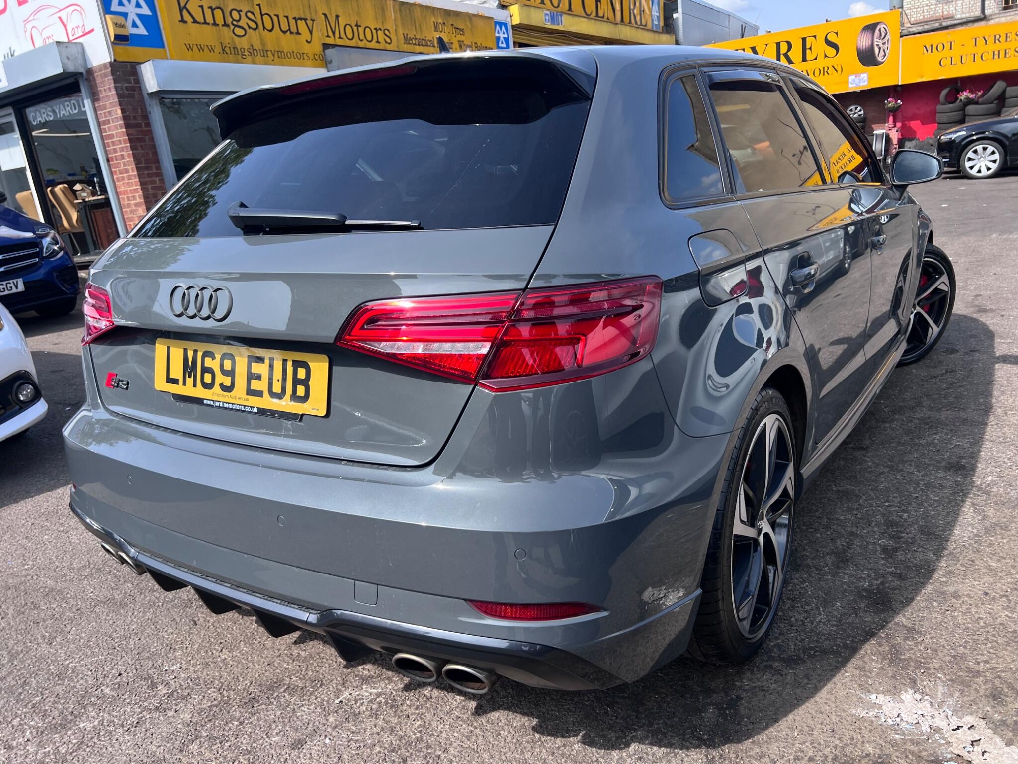 Audi S3 view 10