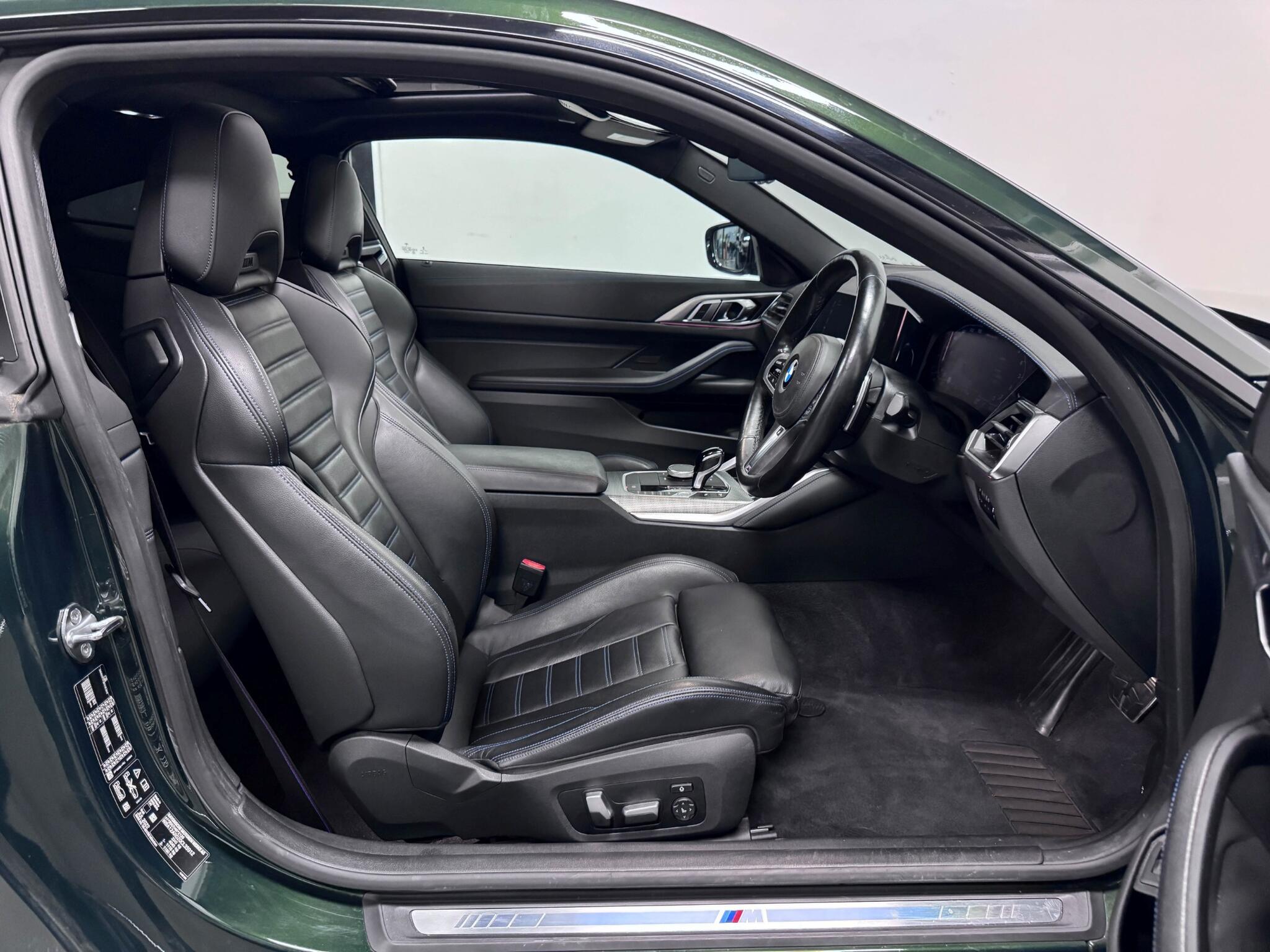BMW 4 Series view 24