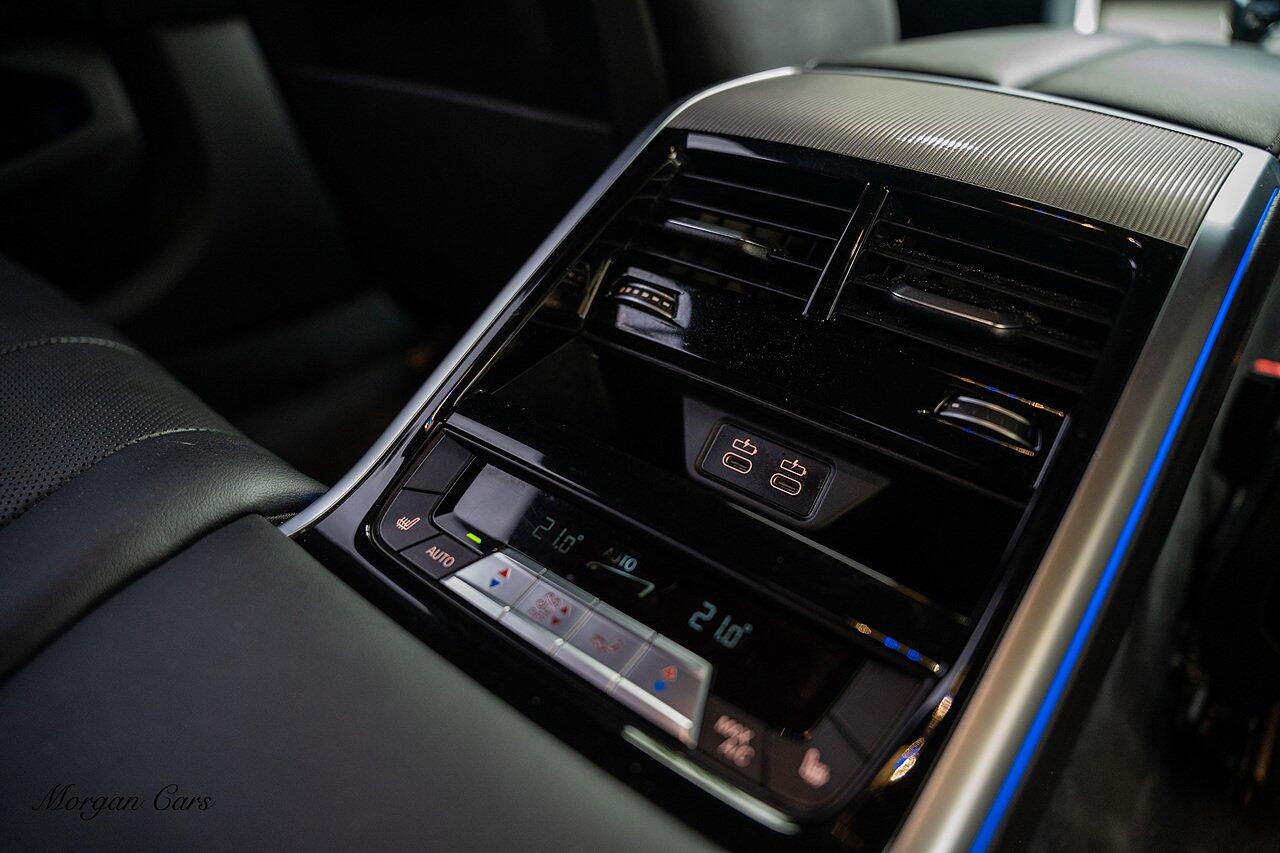 BMW 8 Series view 56