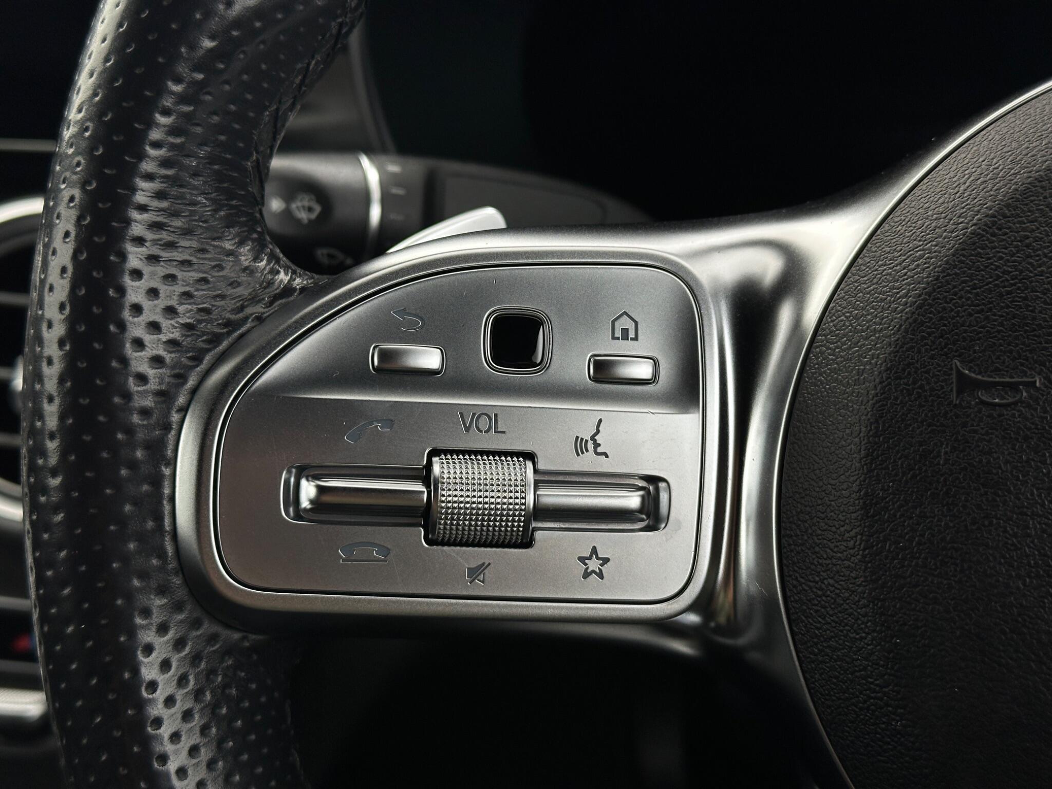 Mercedes-Benz C-Class view 15