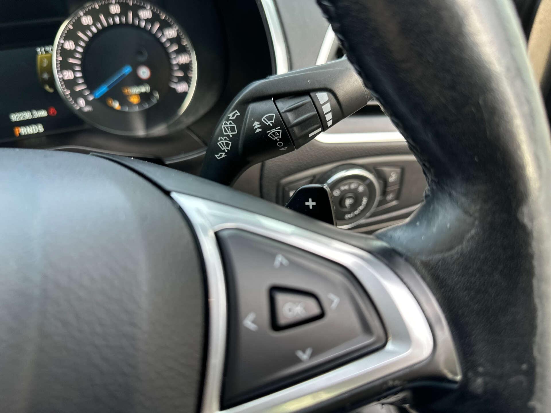 Ford S-Max view 29