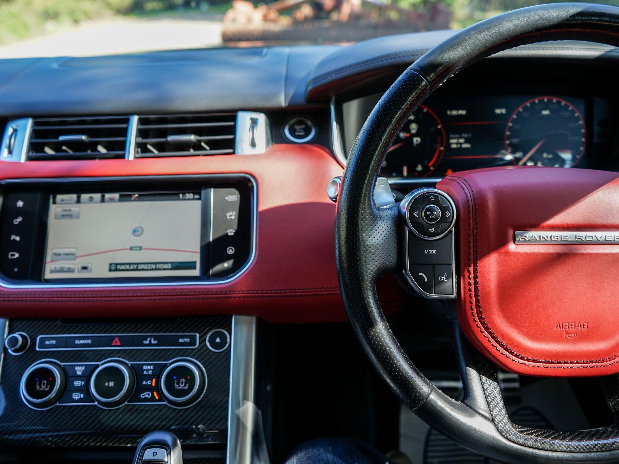 Land Rover Range Rover Sport view 8