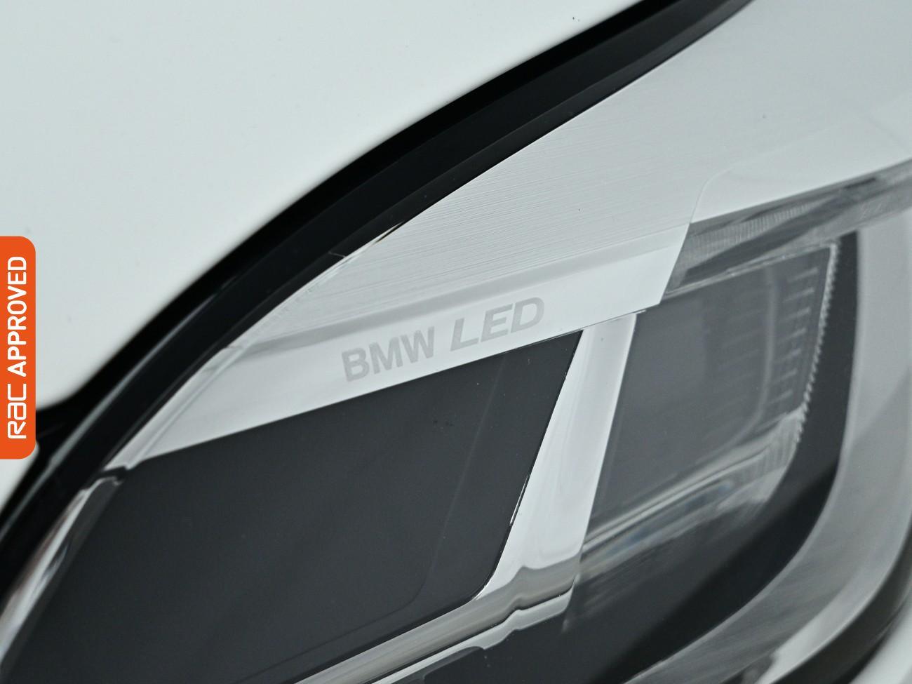 BMW 1 Series view 24