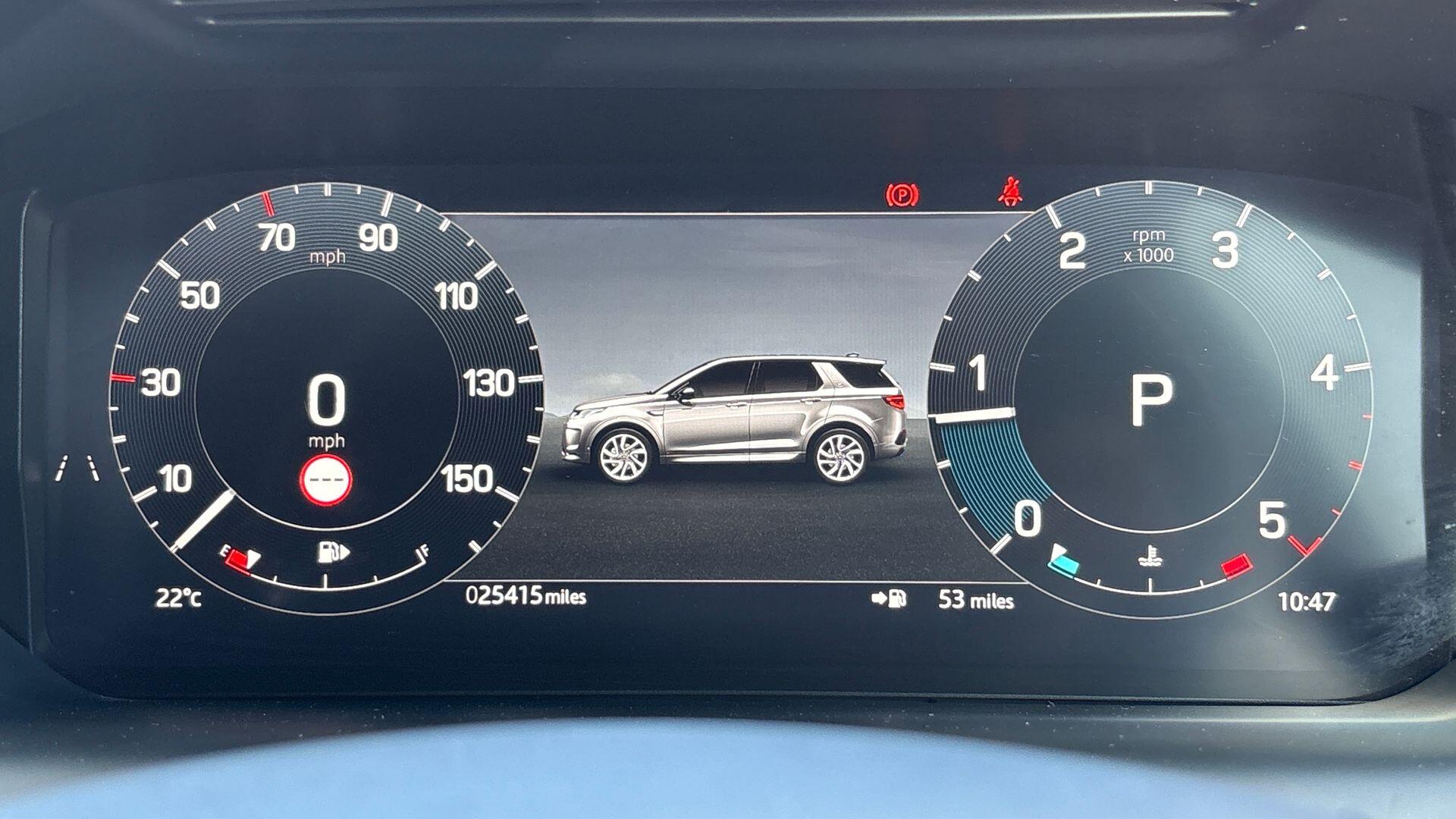 Land Rover Discovery Sport view 16